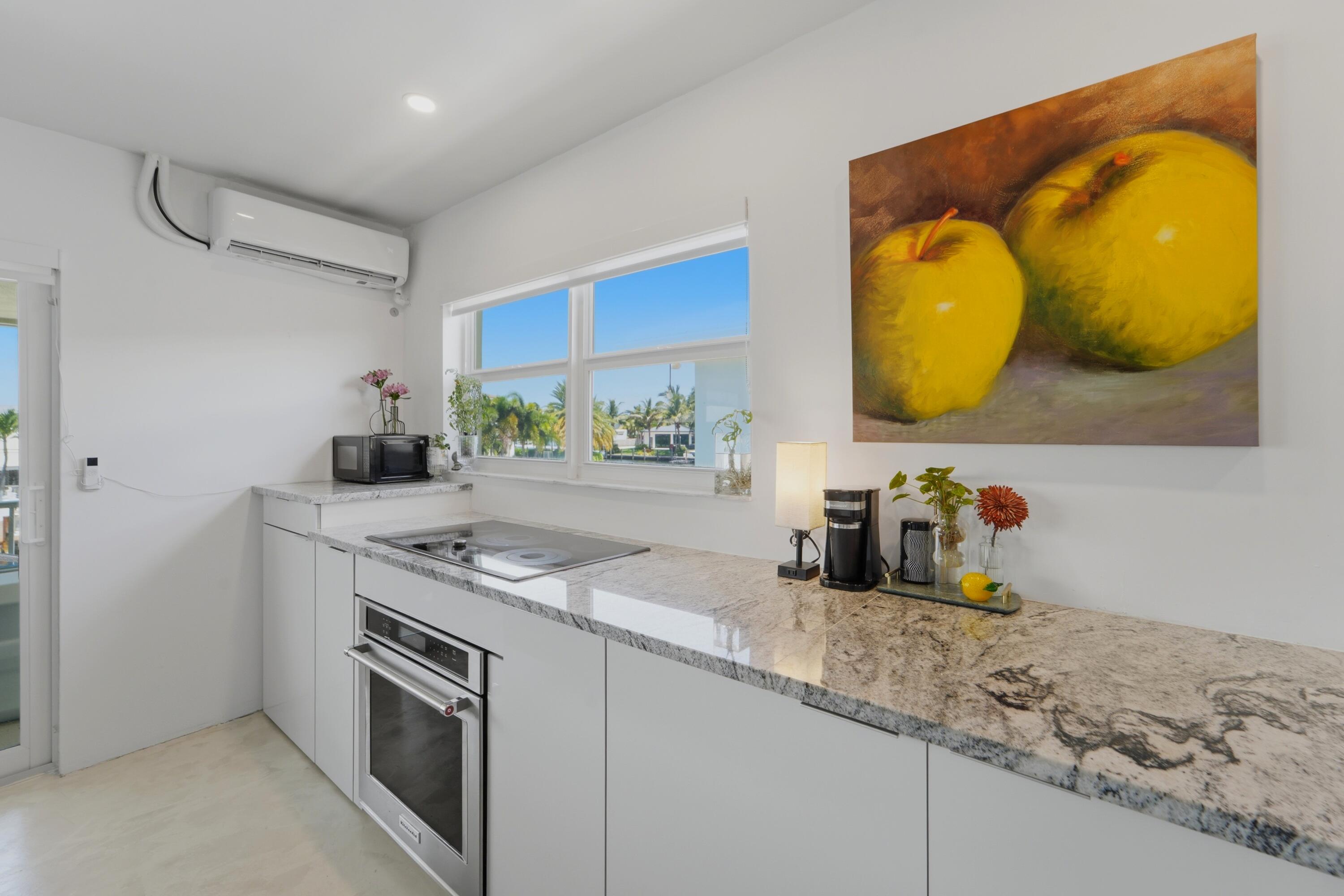 2311 NE 36th #2G, Lighthouse Point FL 33064