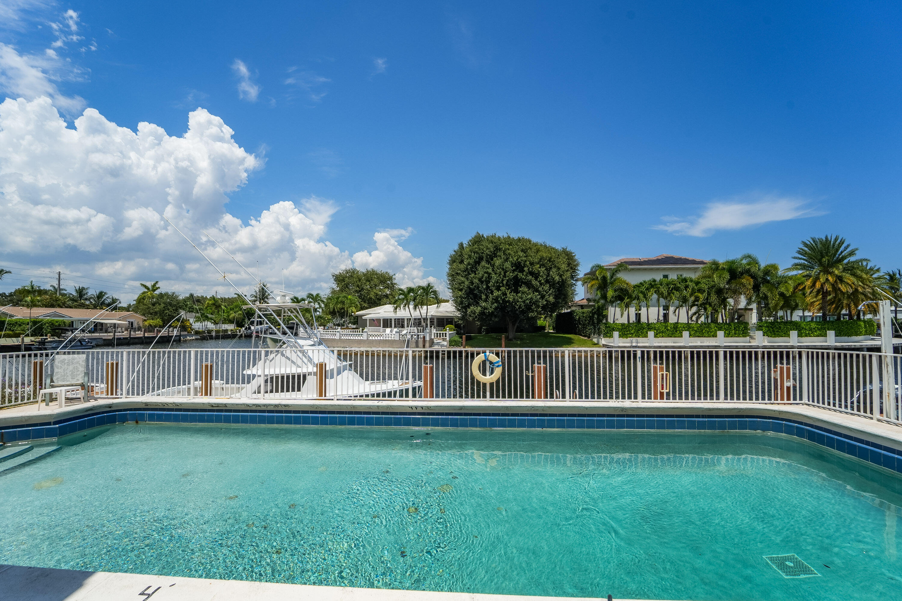 2311 NE 36th #2G, Lighthouse Point FL 33064