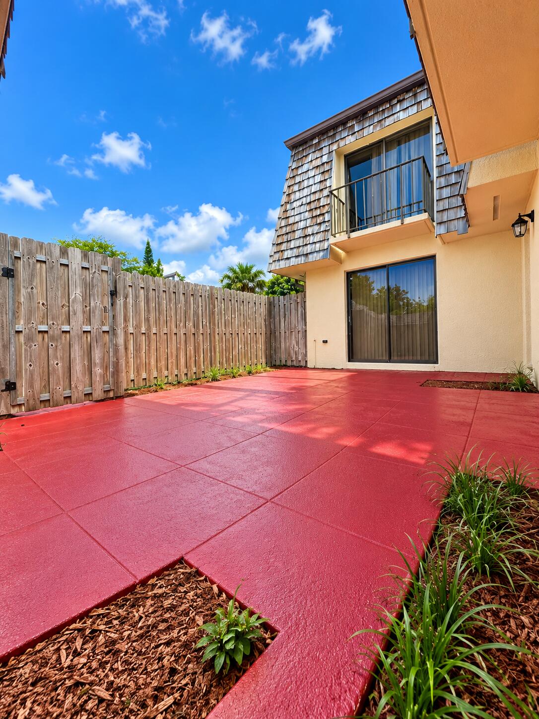 165 LAKE ARBOR, Palm Springs FL 33461