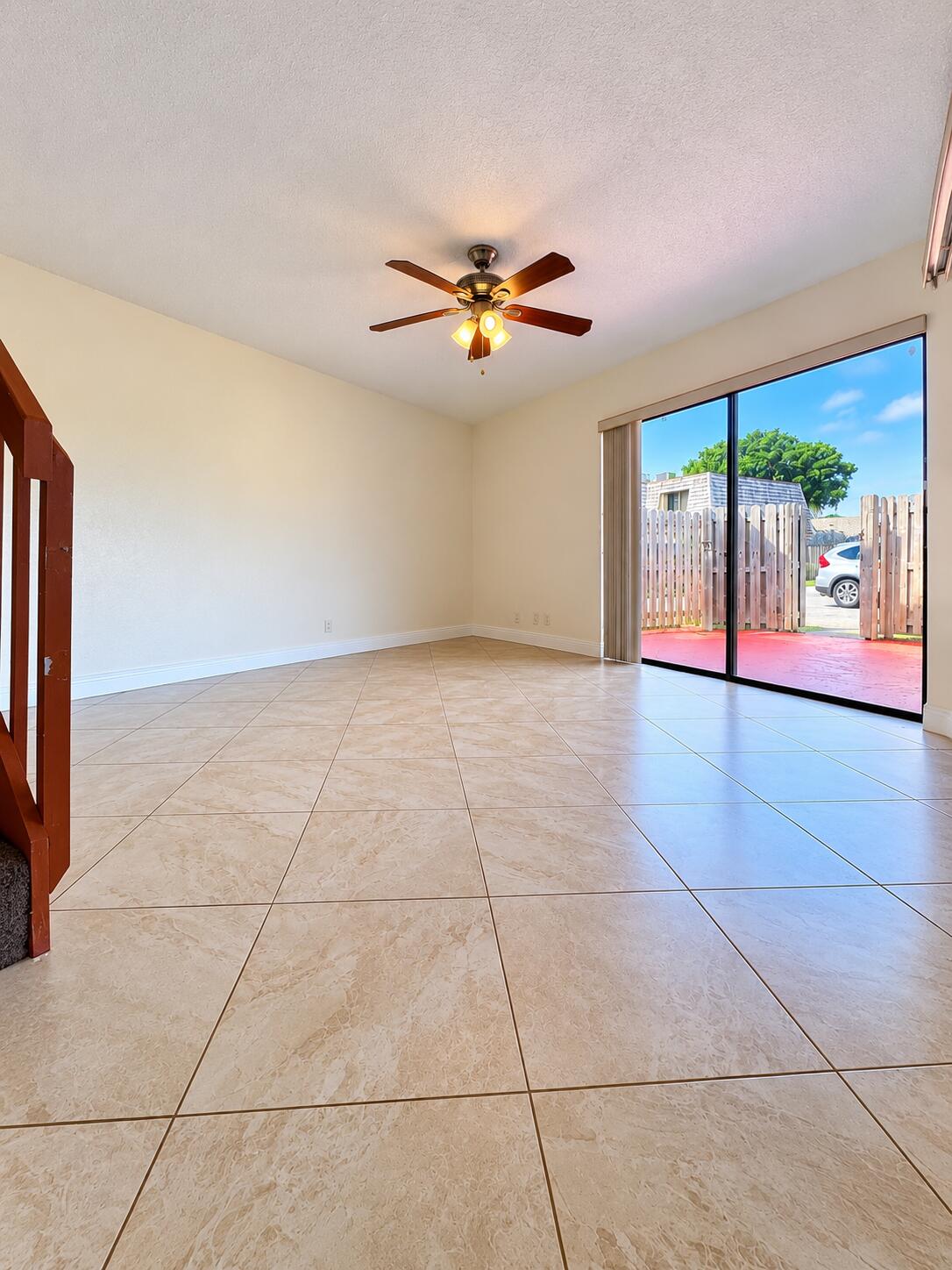 165 LAKE ARBOR, Palm Springs FL 33461