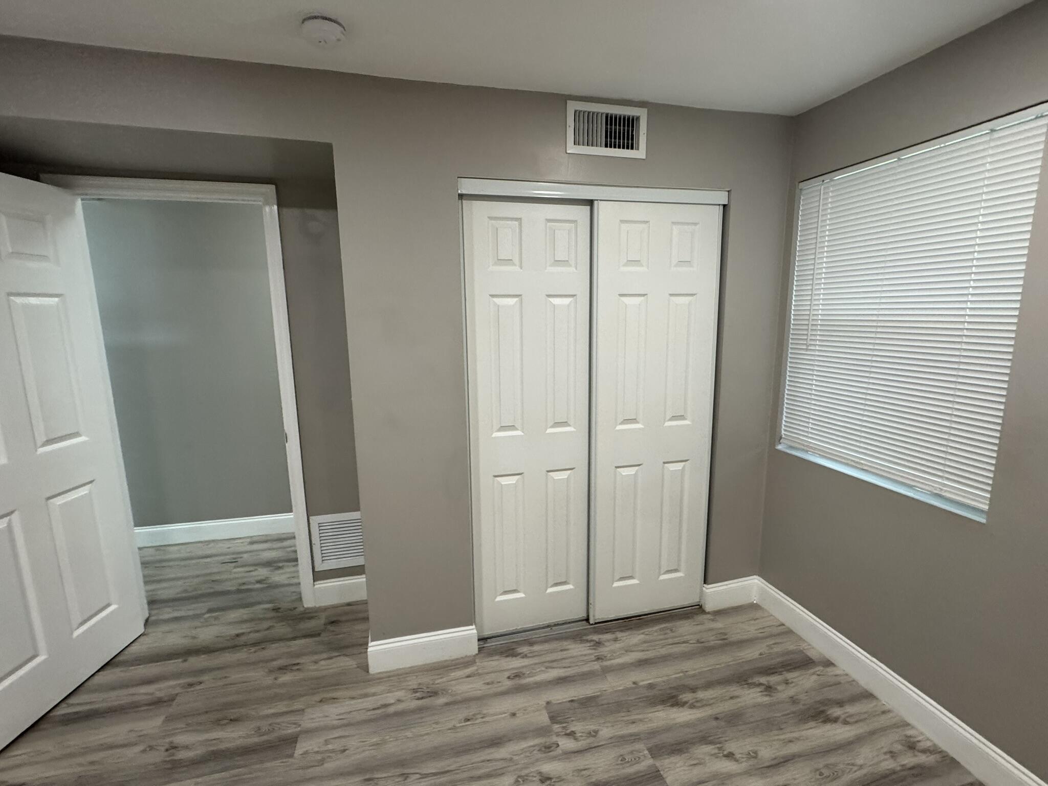 3890 Lakewood, Palm Springs FL 33461