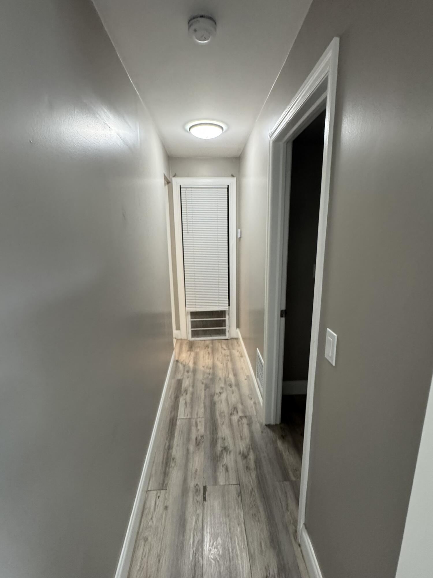 3890 Lakewood, Palm Springs FL 33461