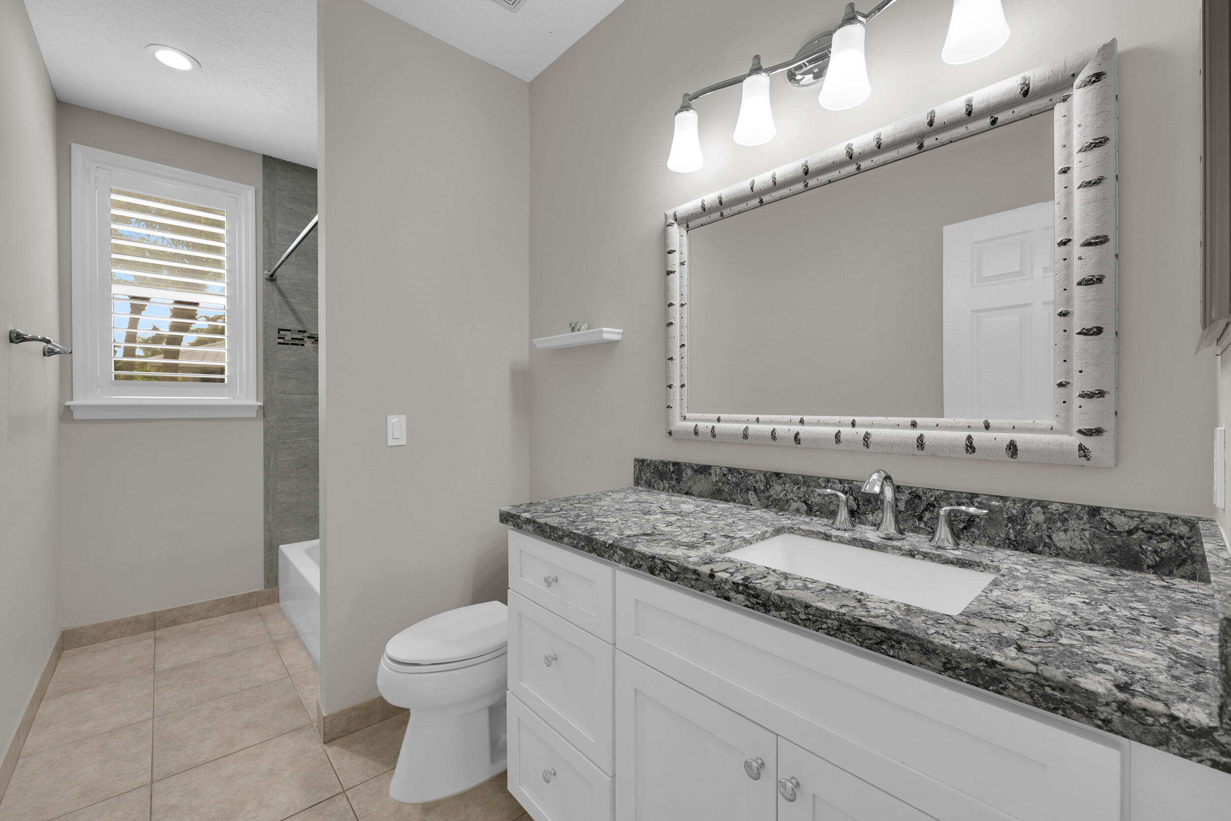 103 MAGNOLIA, Tequesta FL 33469