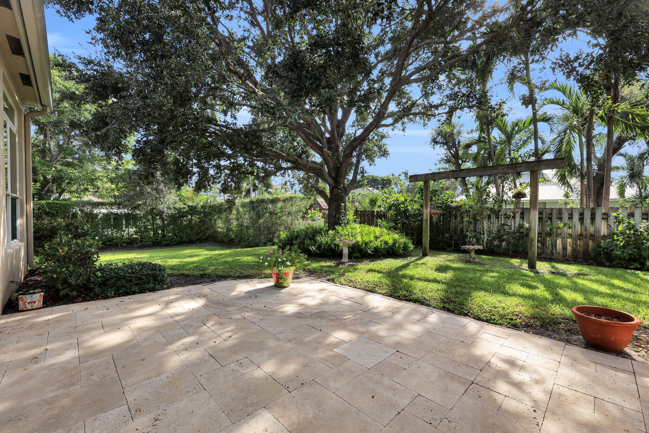 103 MAGNOLIA, Tequesta FL 33469