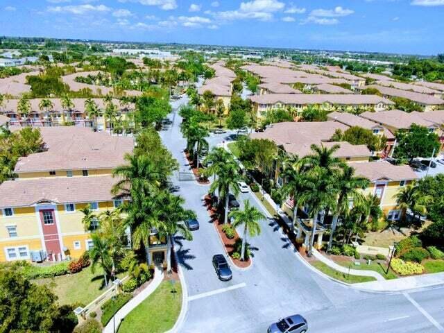 2214 Shoma, Royal Palm Beach FL 33414
