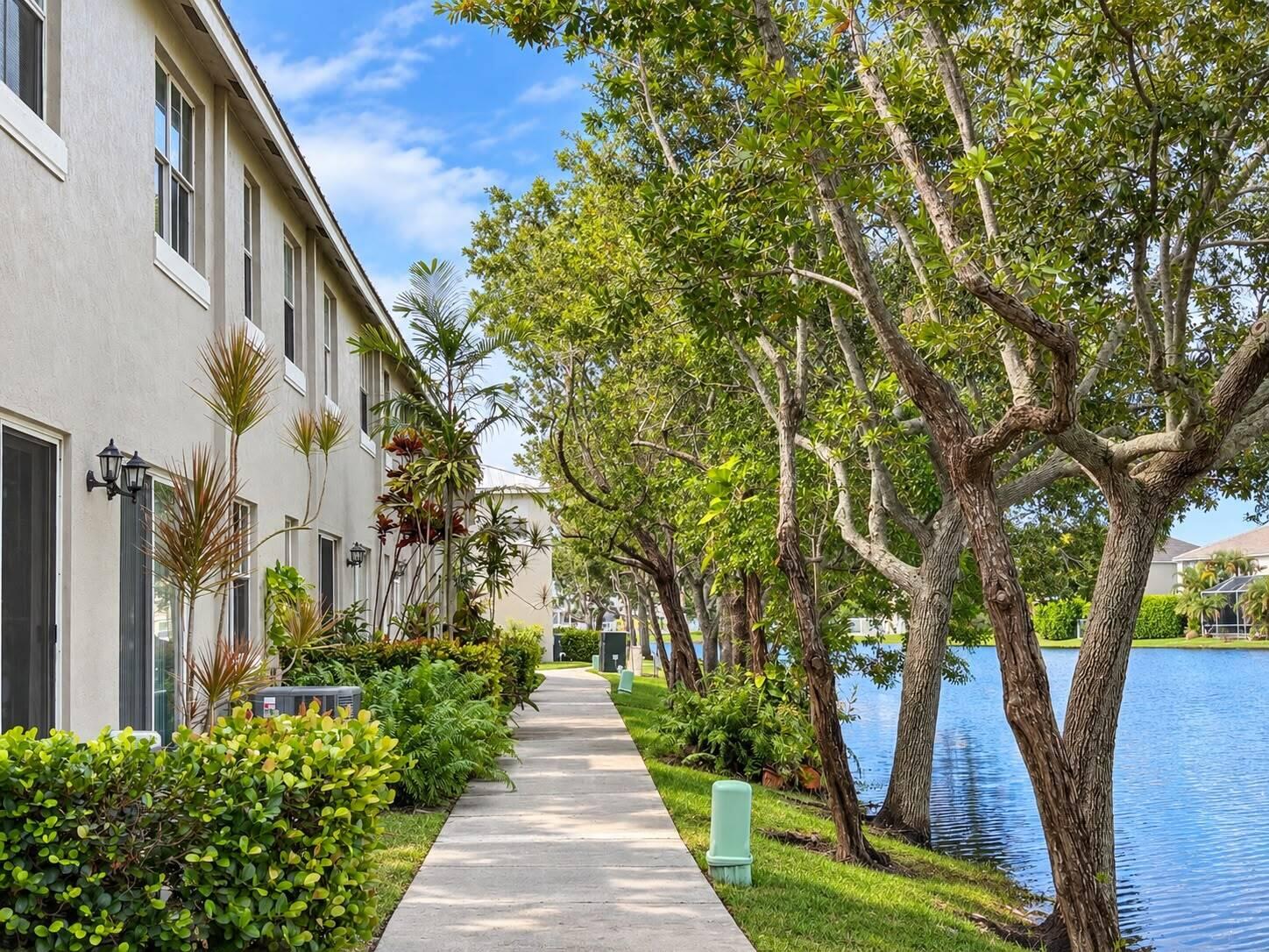 2214 Shoma, Royal Palm Beach FL 33414