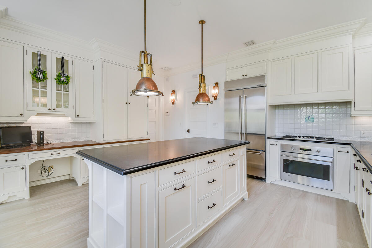 18444 SE Heritage, Tequesta FL 33469