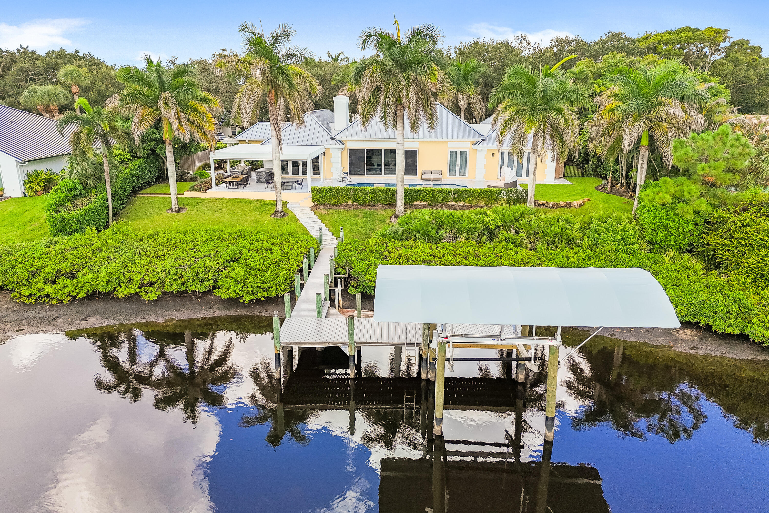 18444 SE Heritage, Tequesta FL 33469