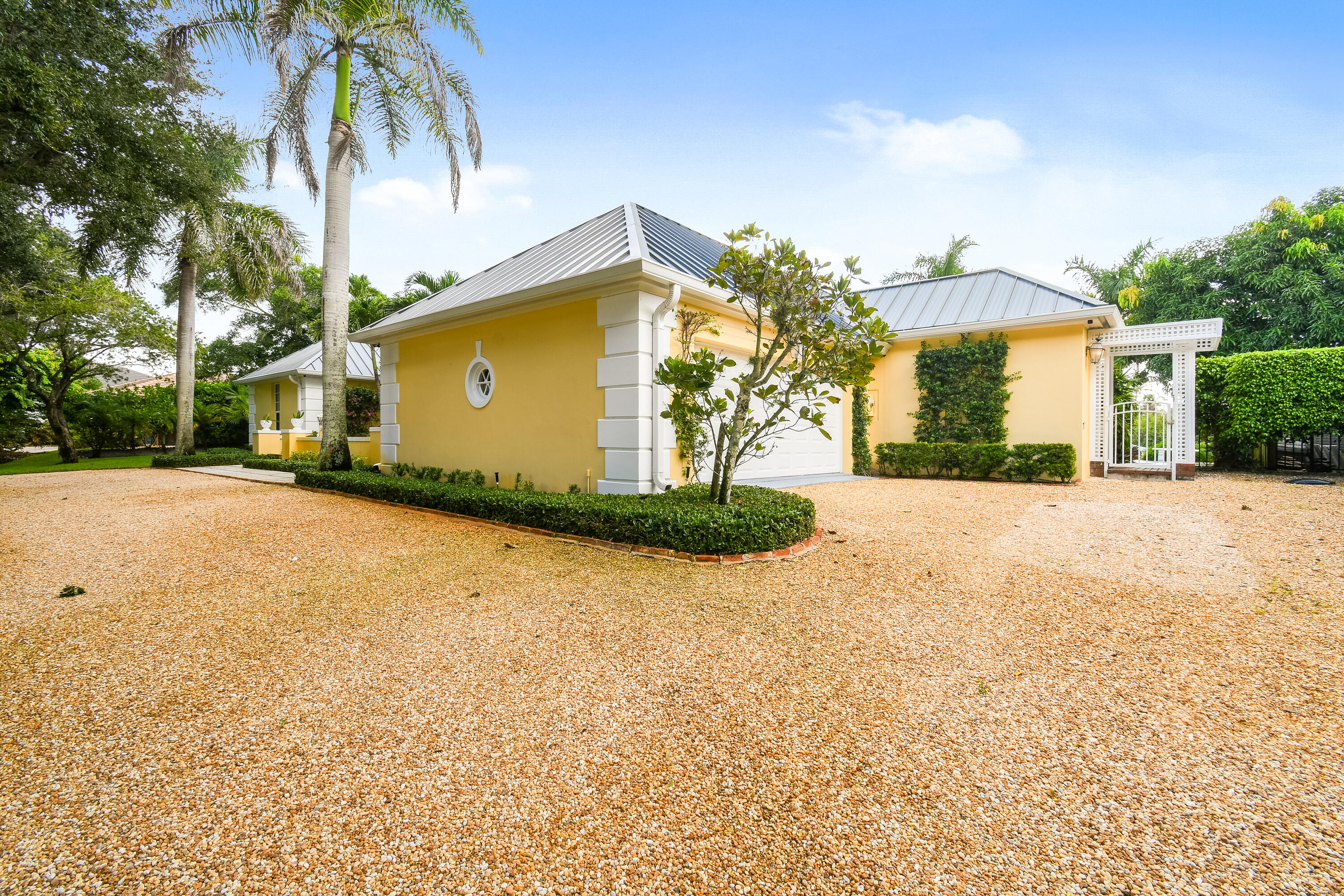 18444 SE Heritage, Tequesta FL 33469