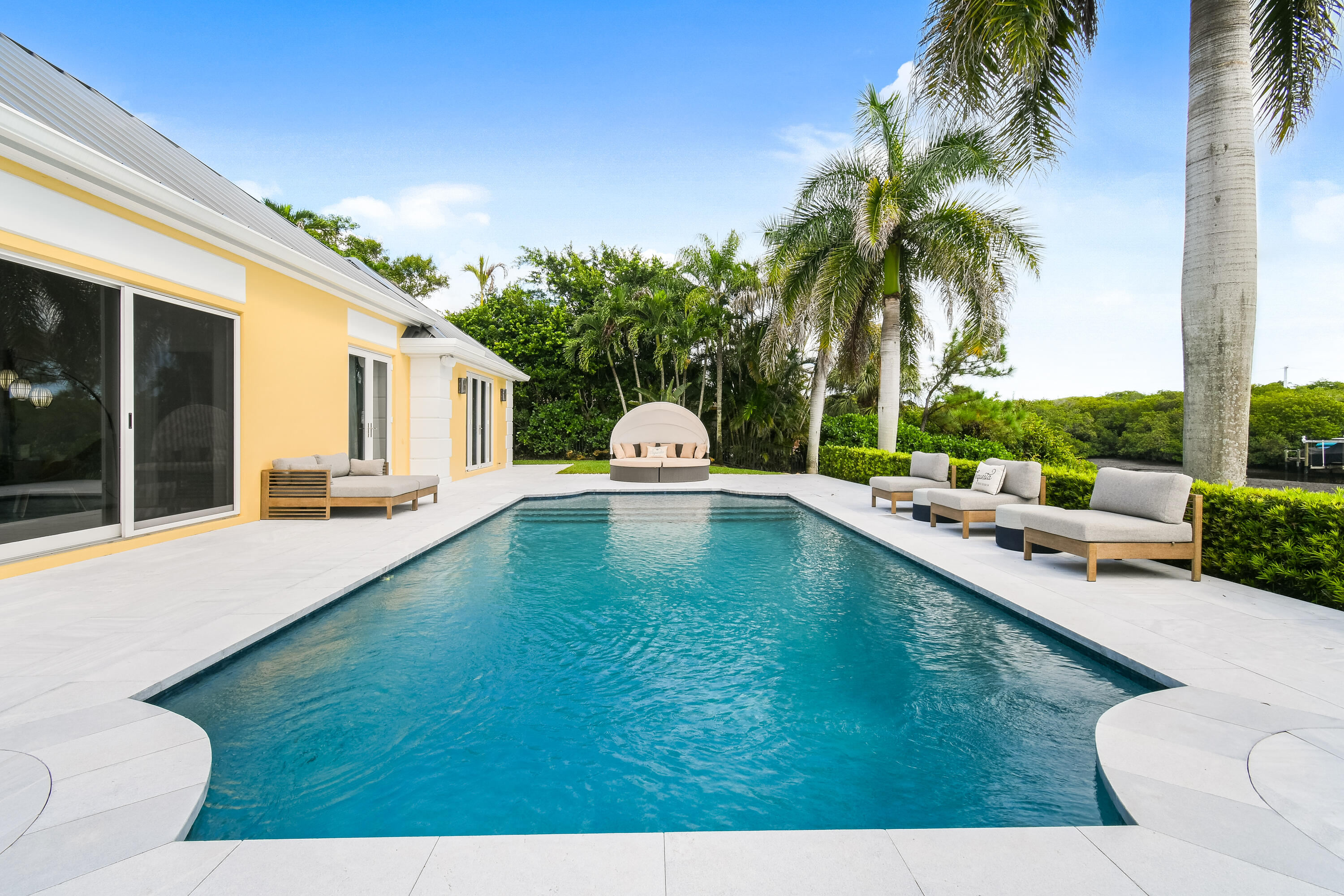 18444 SE Heritage, Tequesta FL 33469