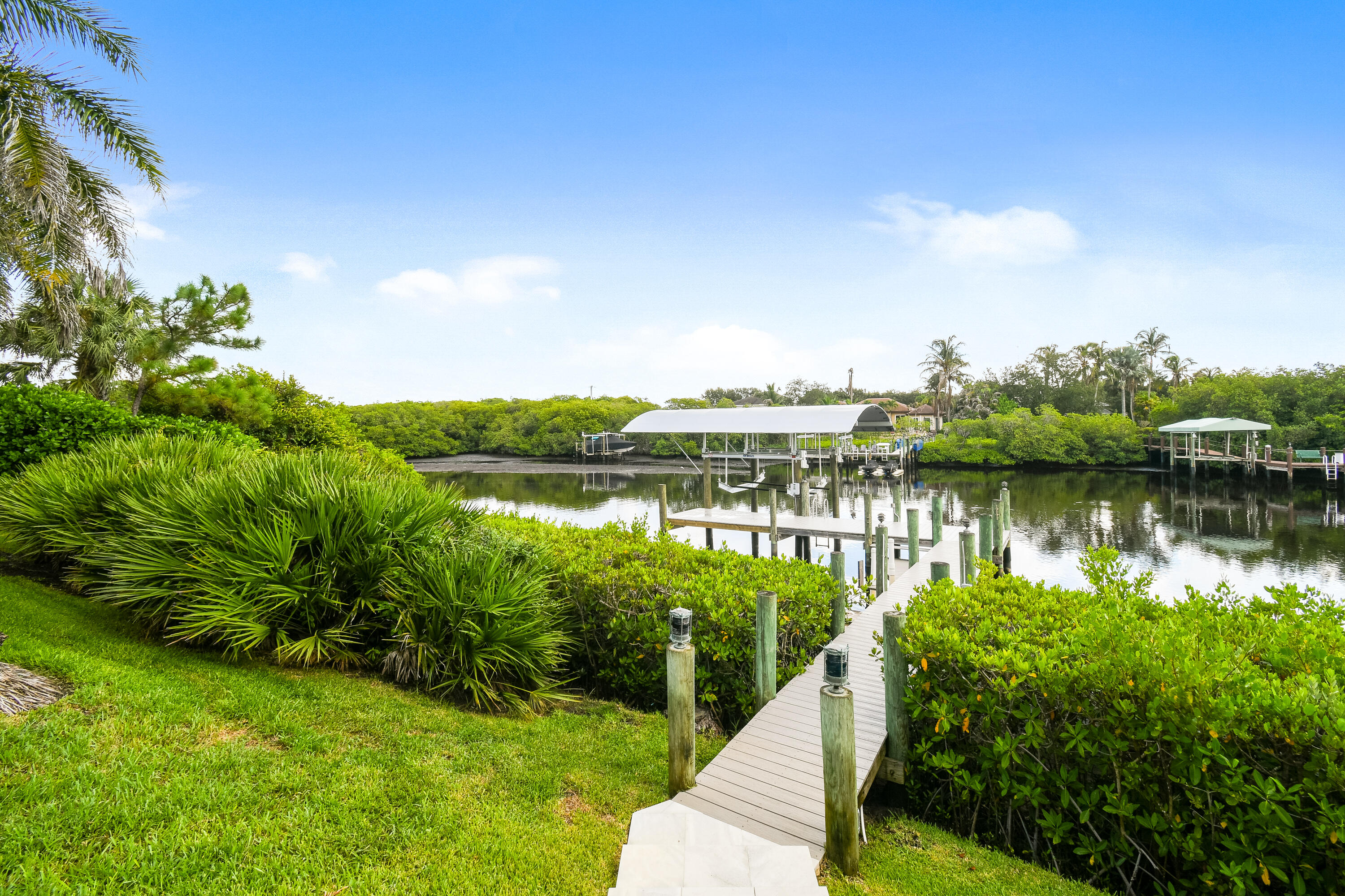 18444 SE Heritage, Tequesta FL 33469