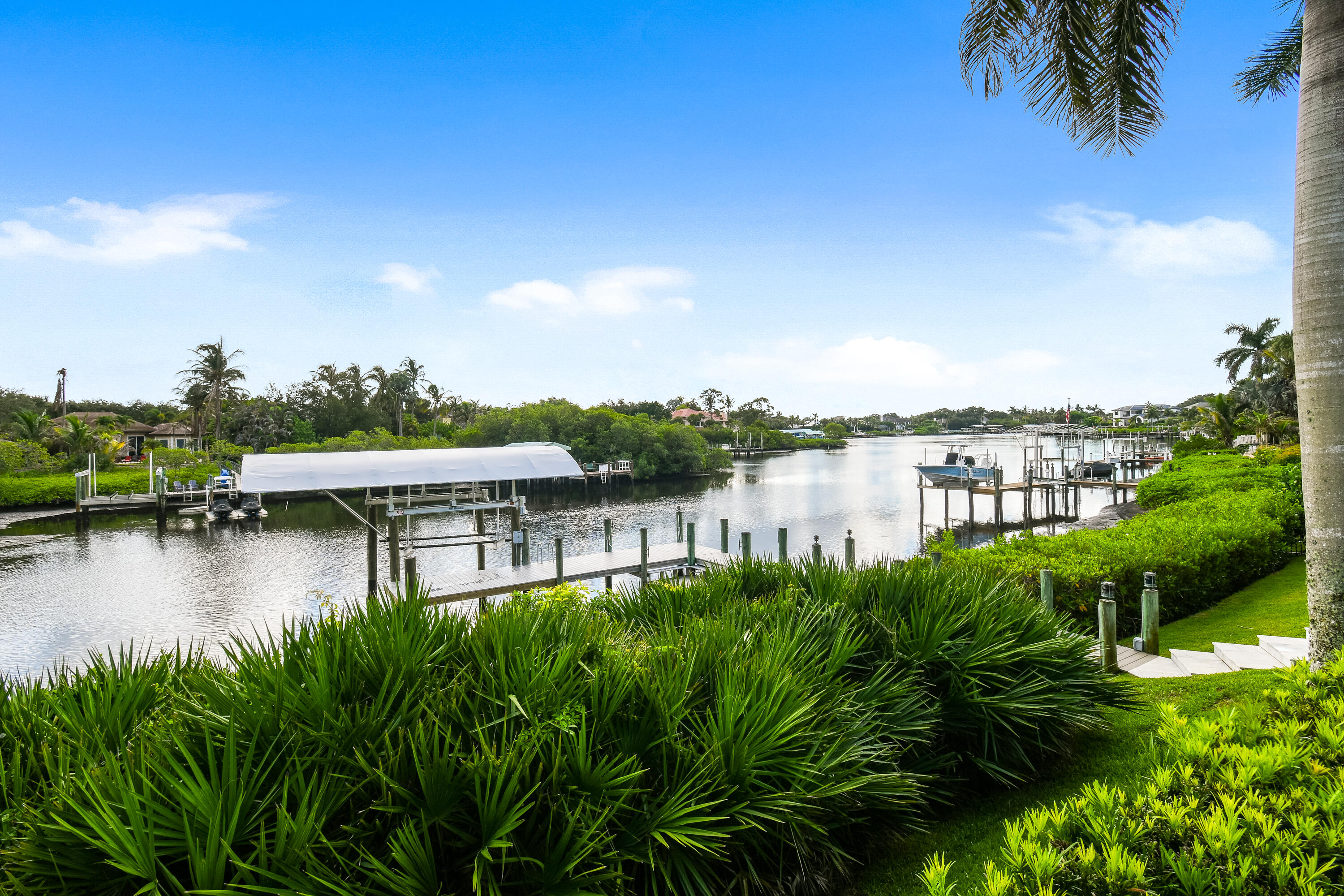 18444 SE Heritage, Tequesta FL 33469
