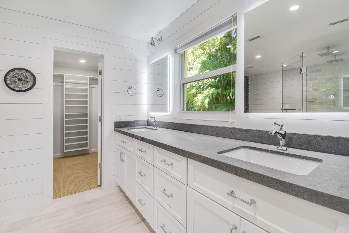 18444 SE Heritage, Tequesta FL 33469
