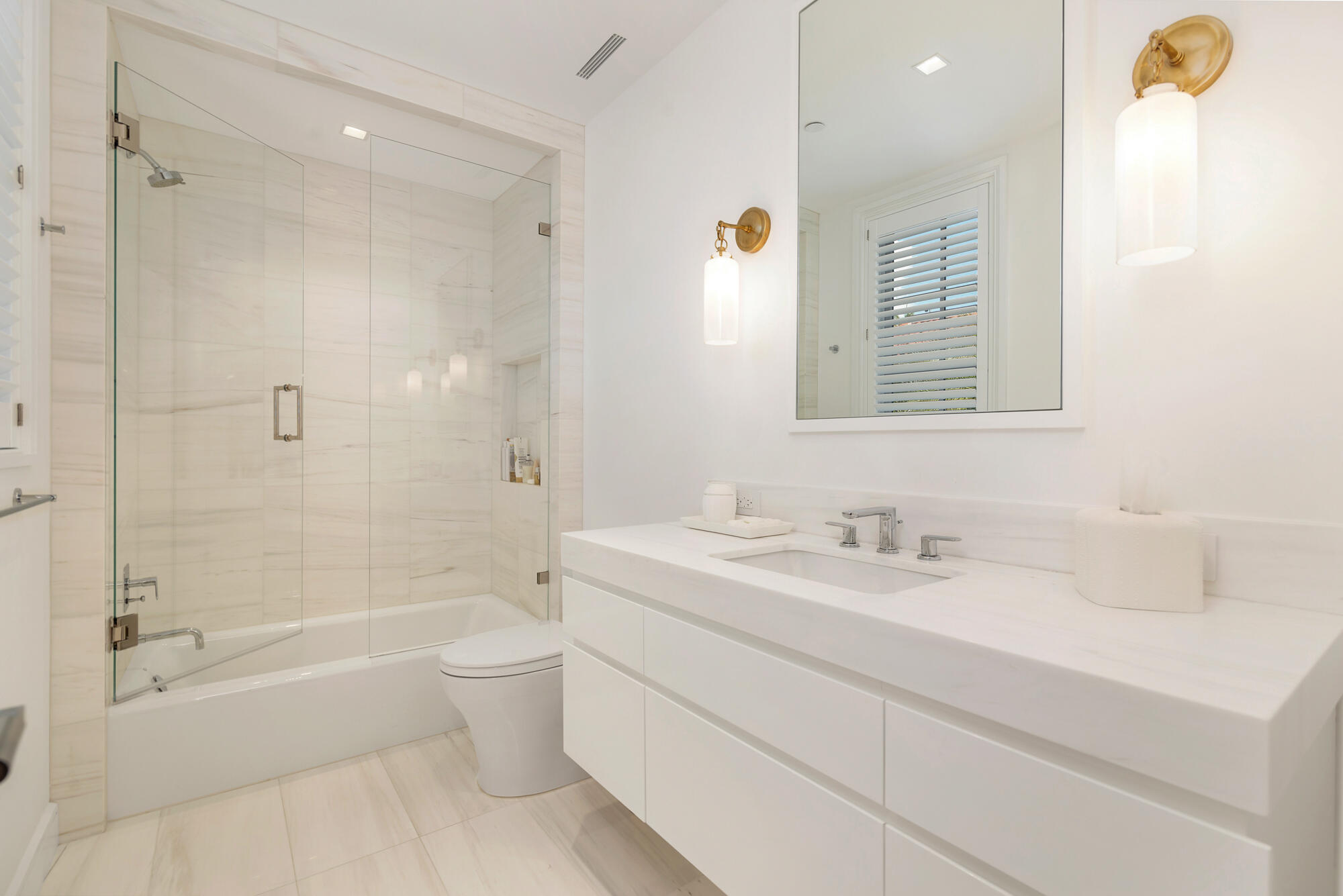 5 Via Flagler, Palm Beach FL 33480