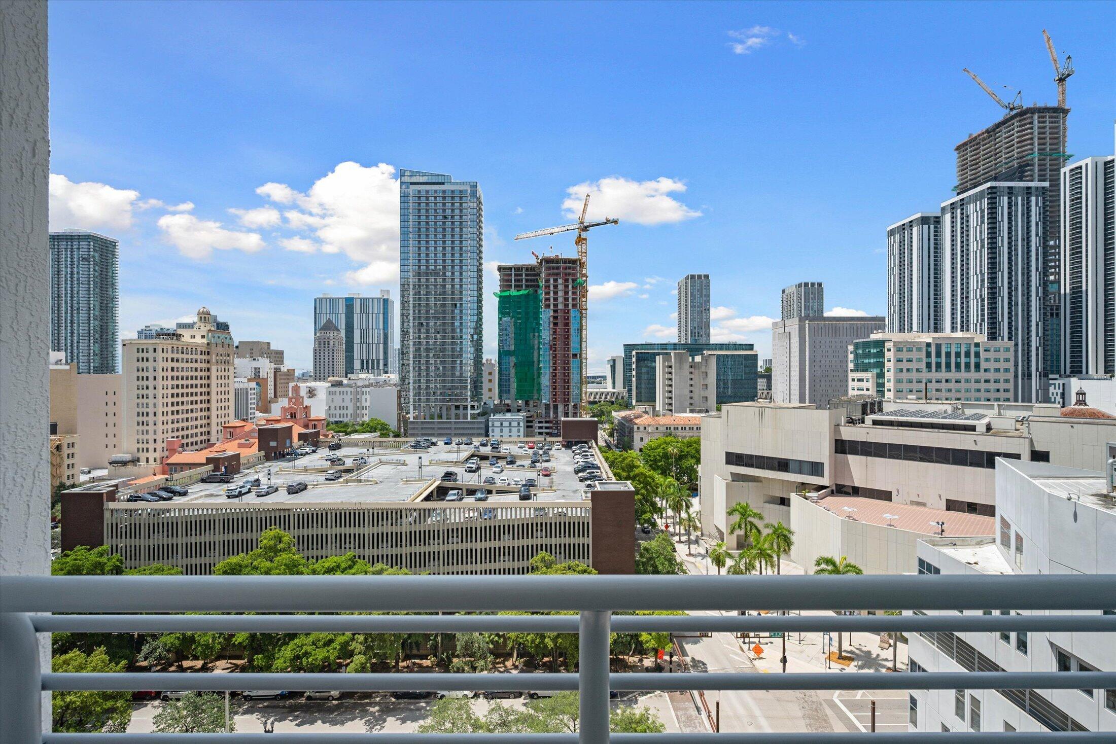 234 NE 3rd #1403, Miami FL 33132