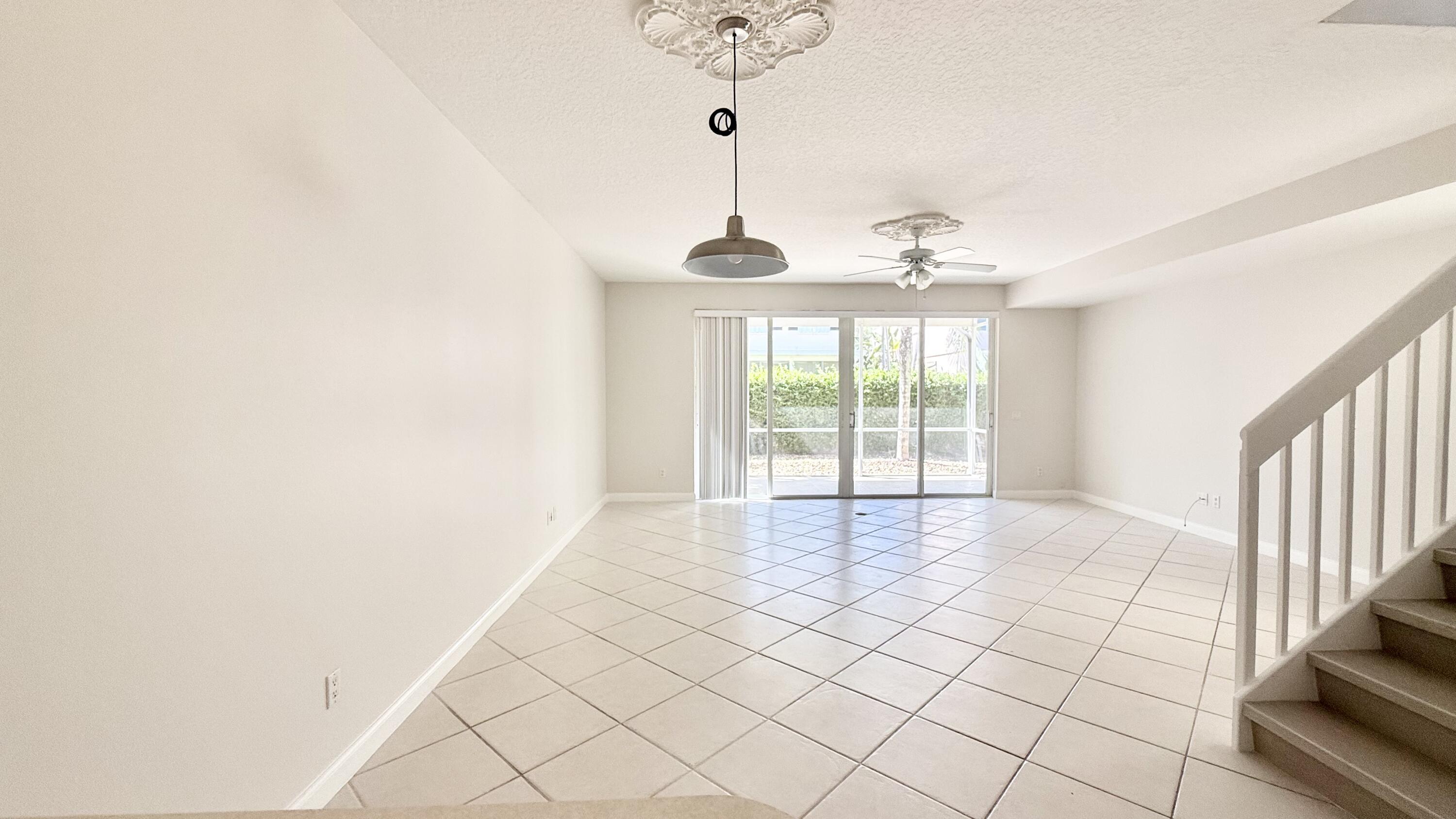 2171 Tigris, West Palm Beach FL 33411