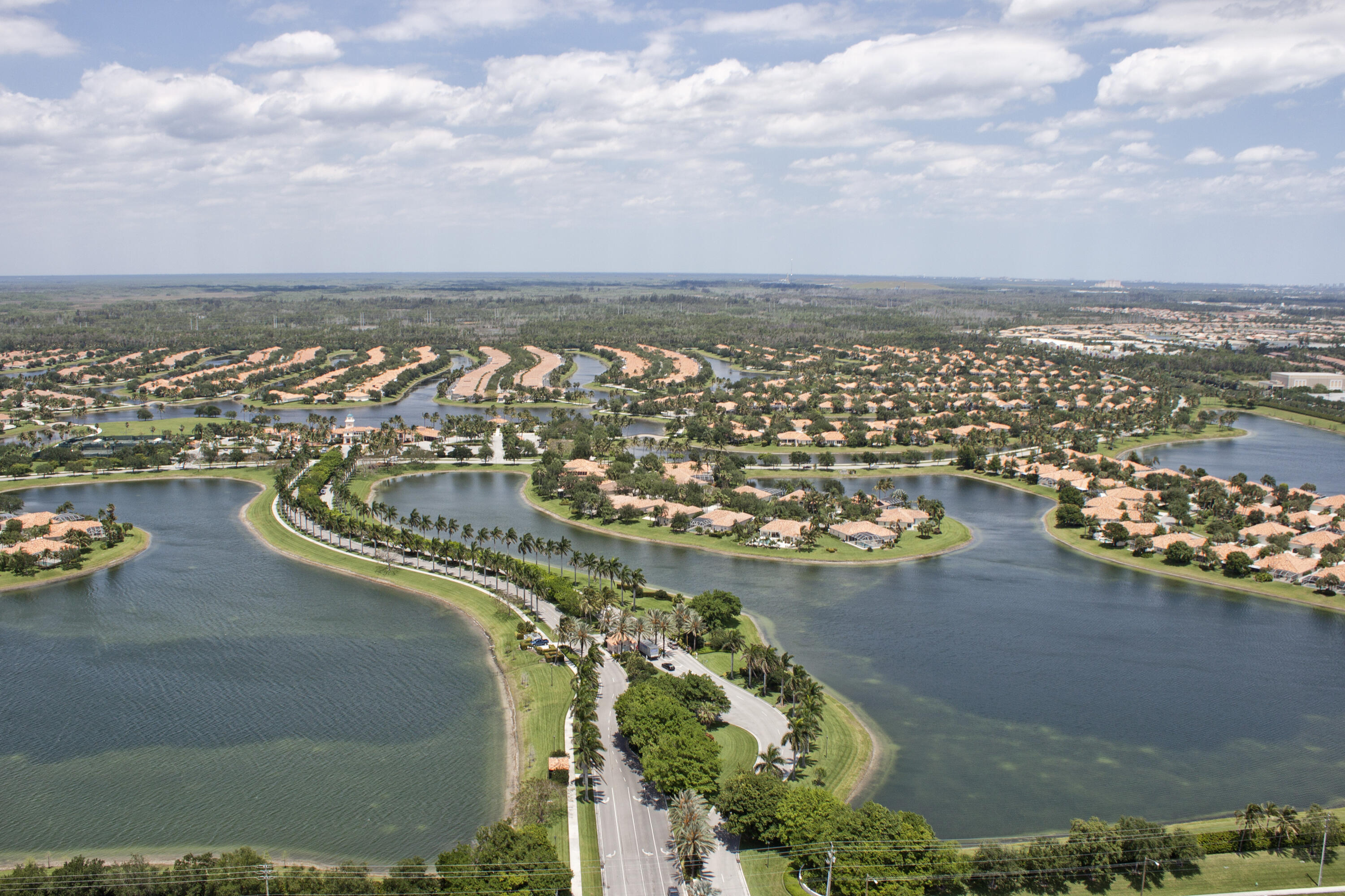 2171 Tigris, West Palm Beach FL 33411