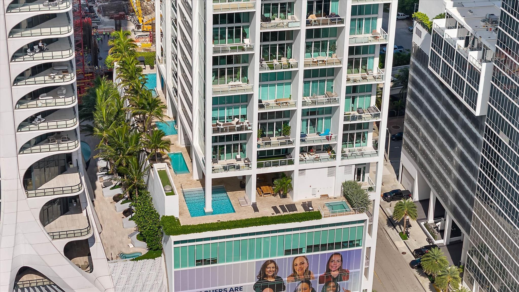 1040 Biscayne #2101, Miami FL 33132