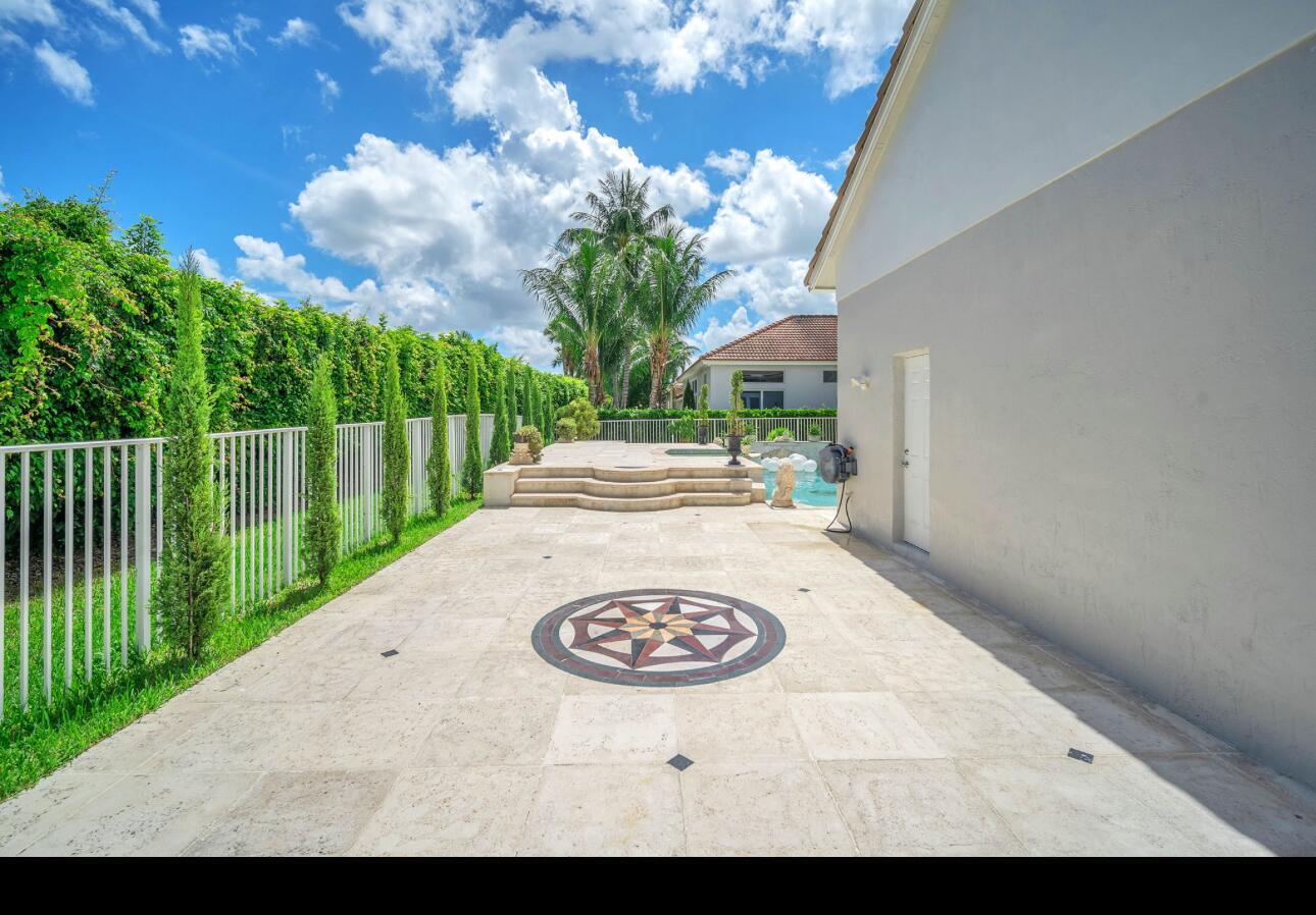 10851 JAPONICA, Boca Raton FL 33498
