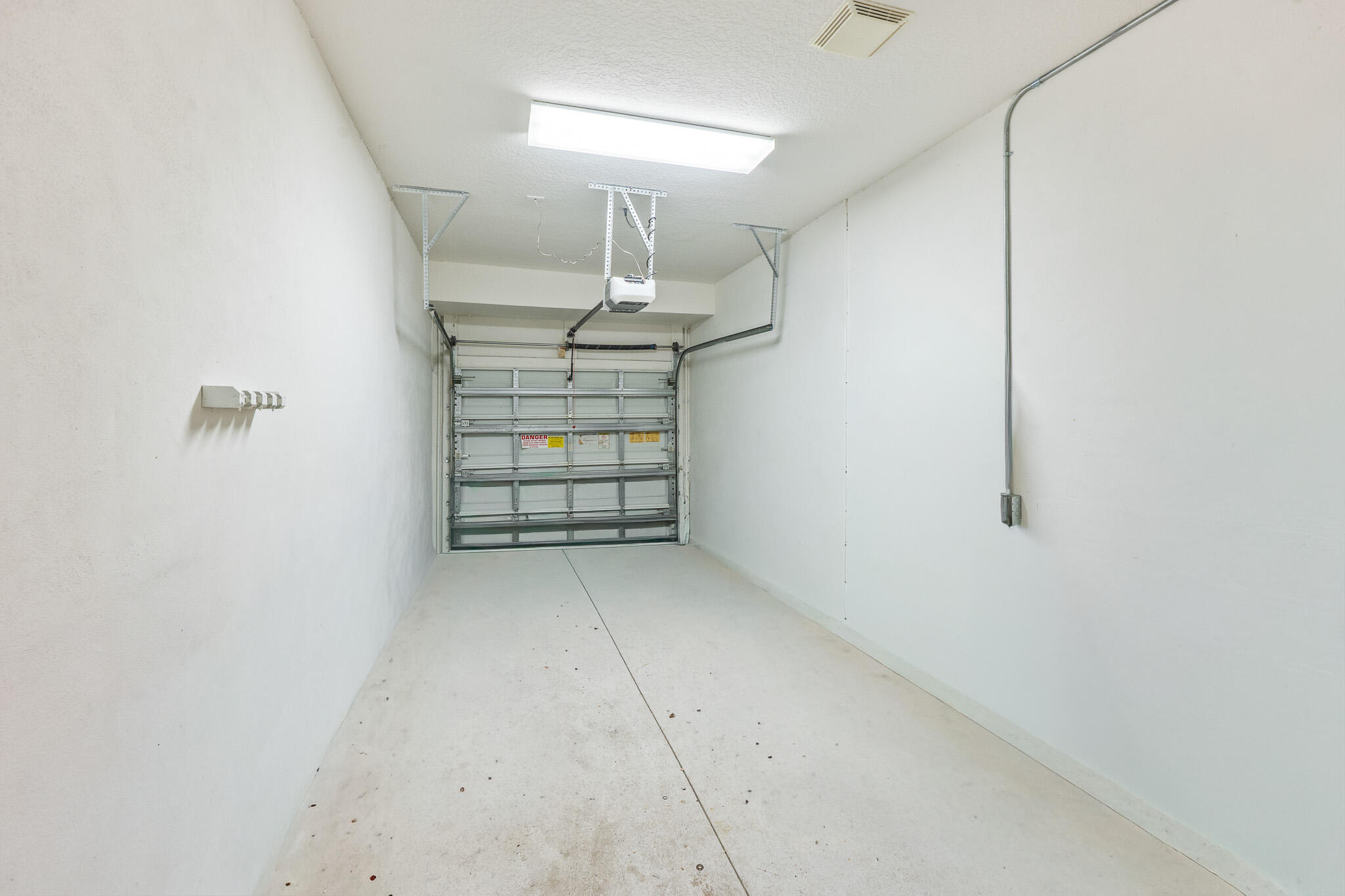 9143 Whistable, Tamarac FL 33321