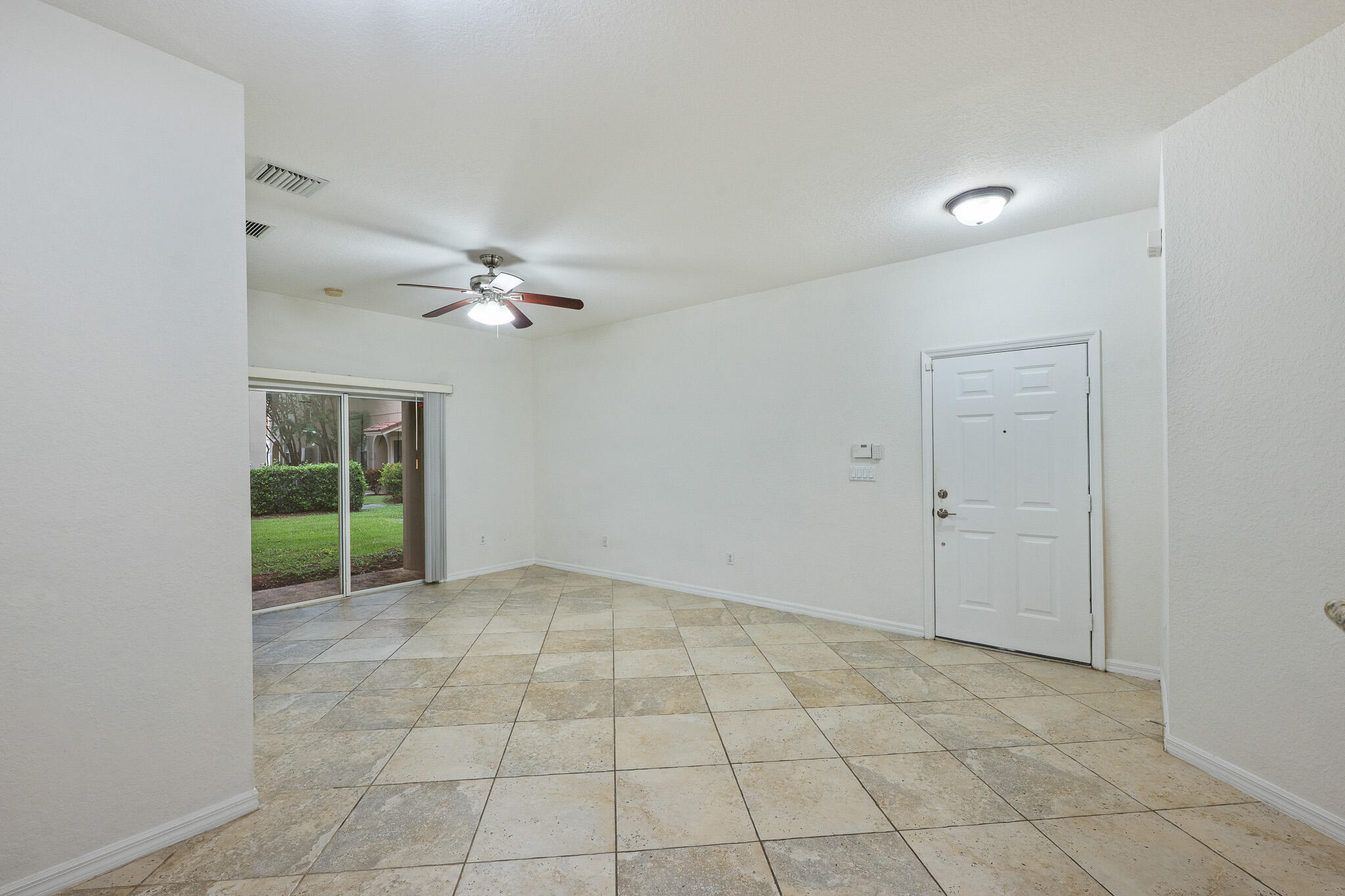 9143 Whistable, Tamarac FL 33321