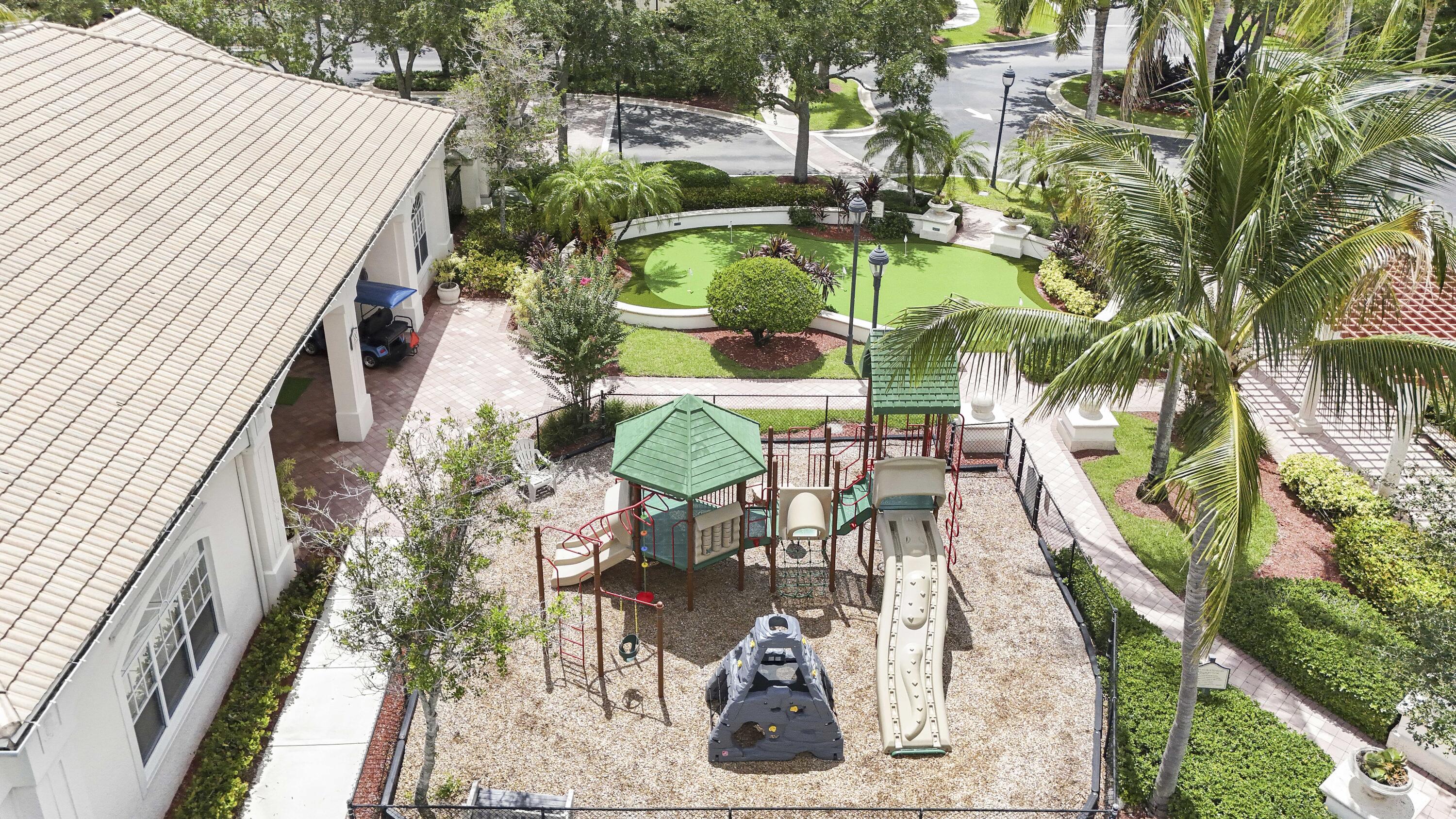 8303 MYRTLEWOOD, Palm Beach Gardens FL 33418