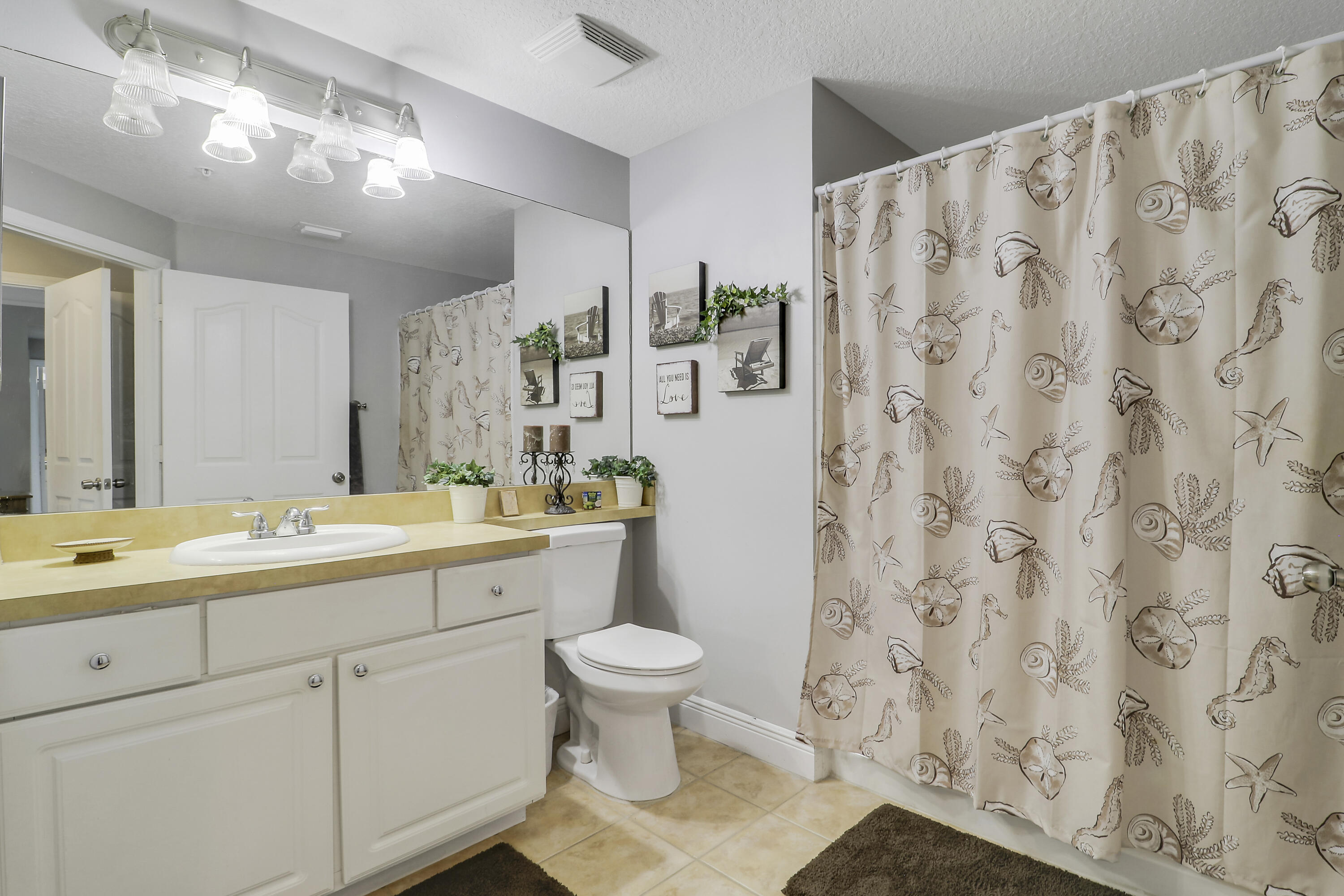 8303 MYRTLEWOOD, Palm Beach Gardens FL 33418