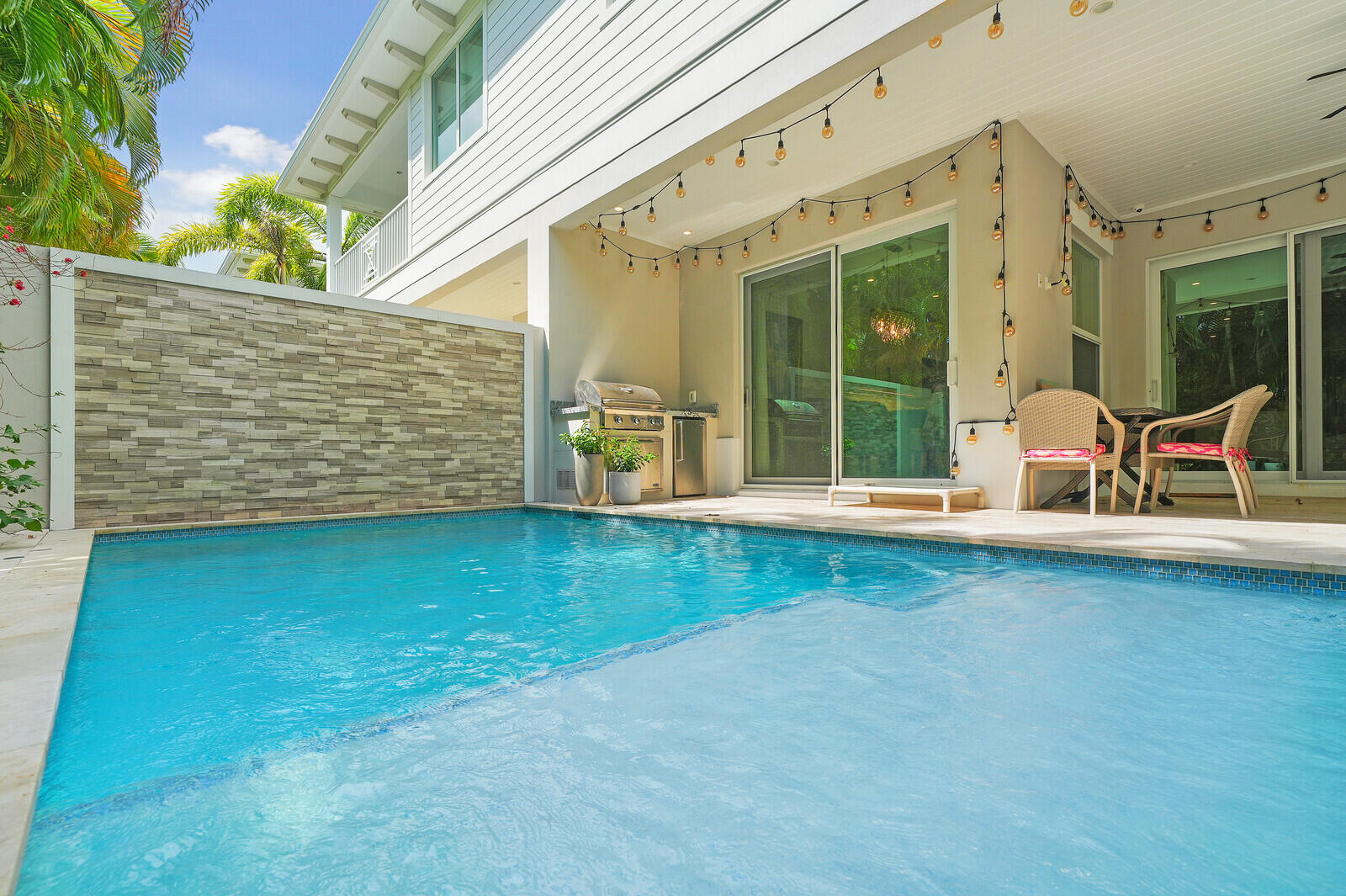 436 NE WAVECREST, Boca Raton FL 33432