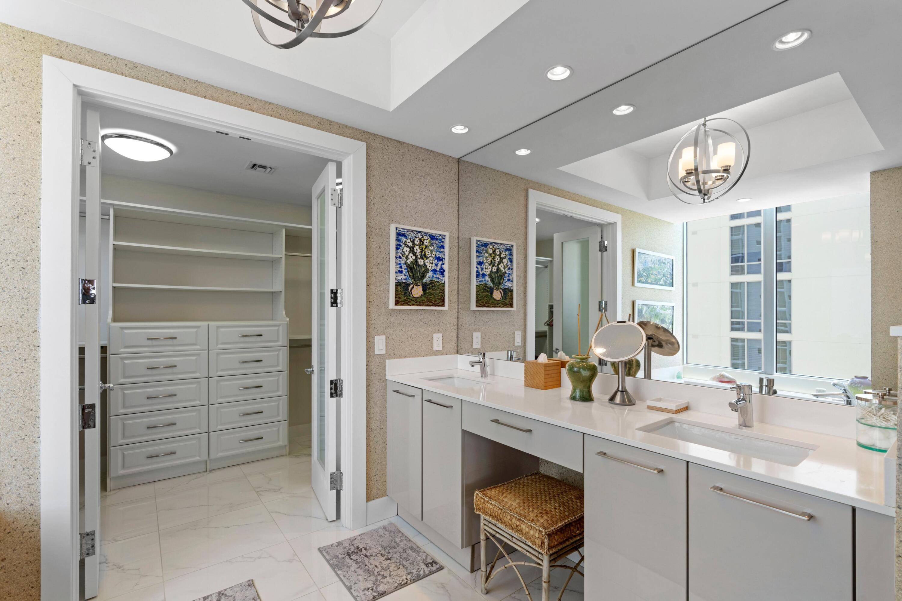 2 WATER CLUB #1204, North Palm Beach FL 33408