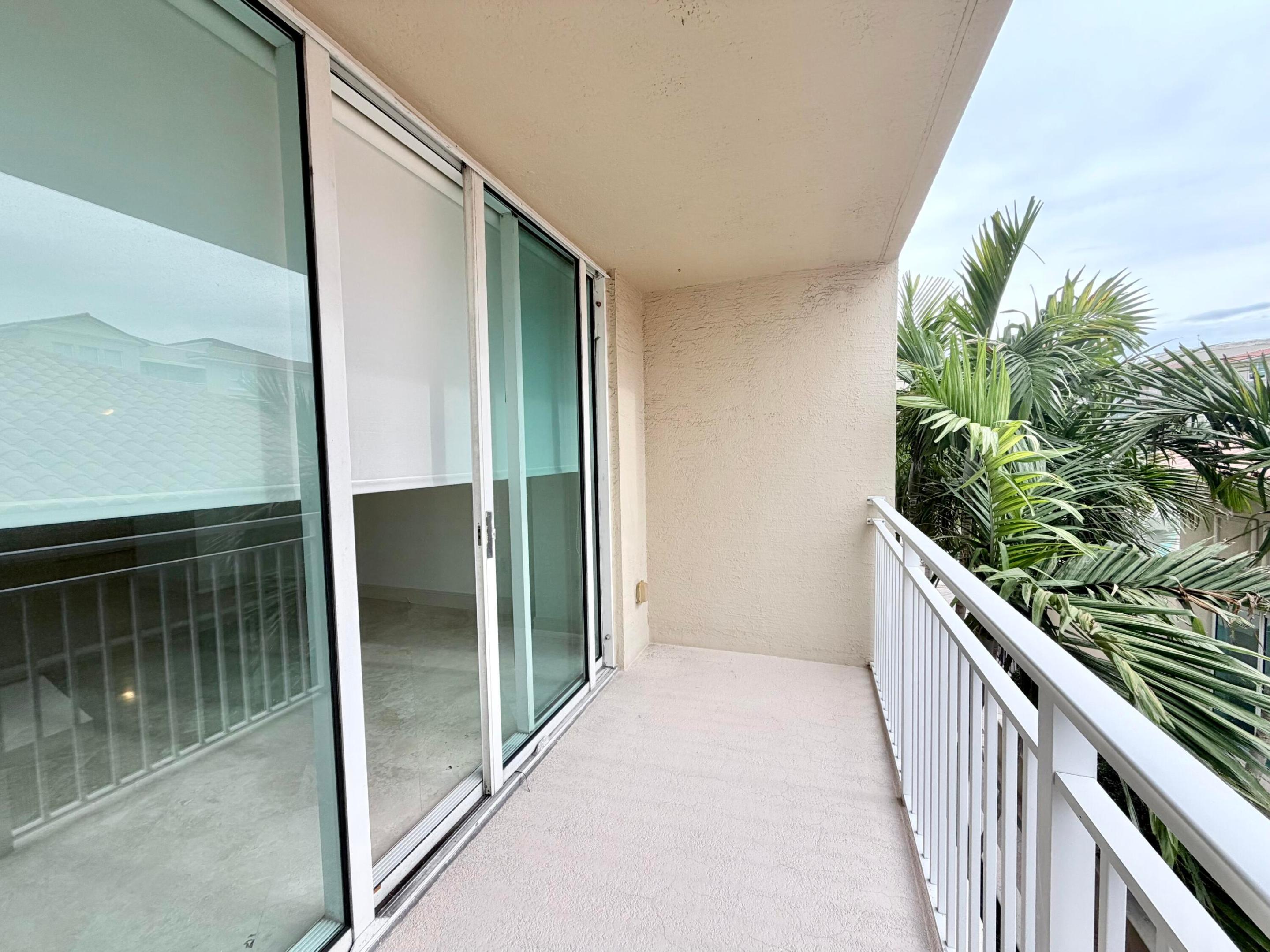 99 SE Mizner #Apt 802, Boca Raton FL 33432