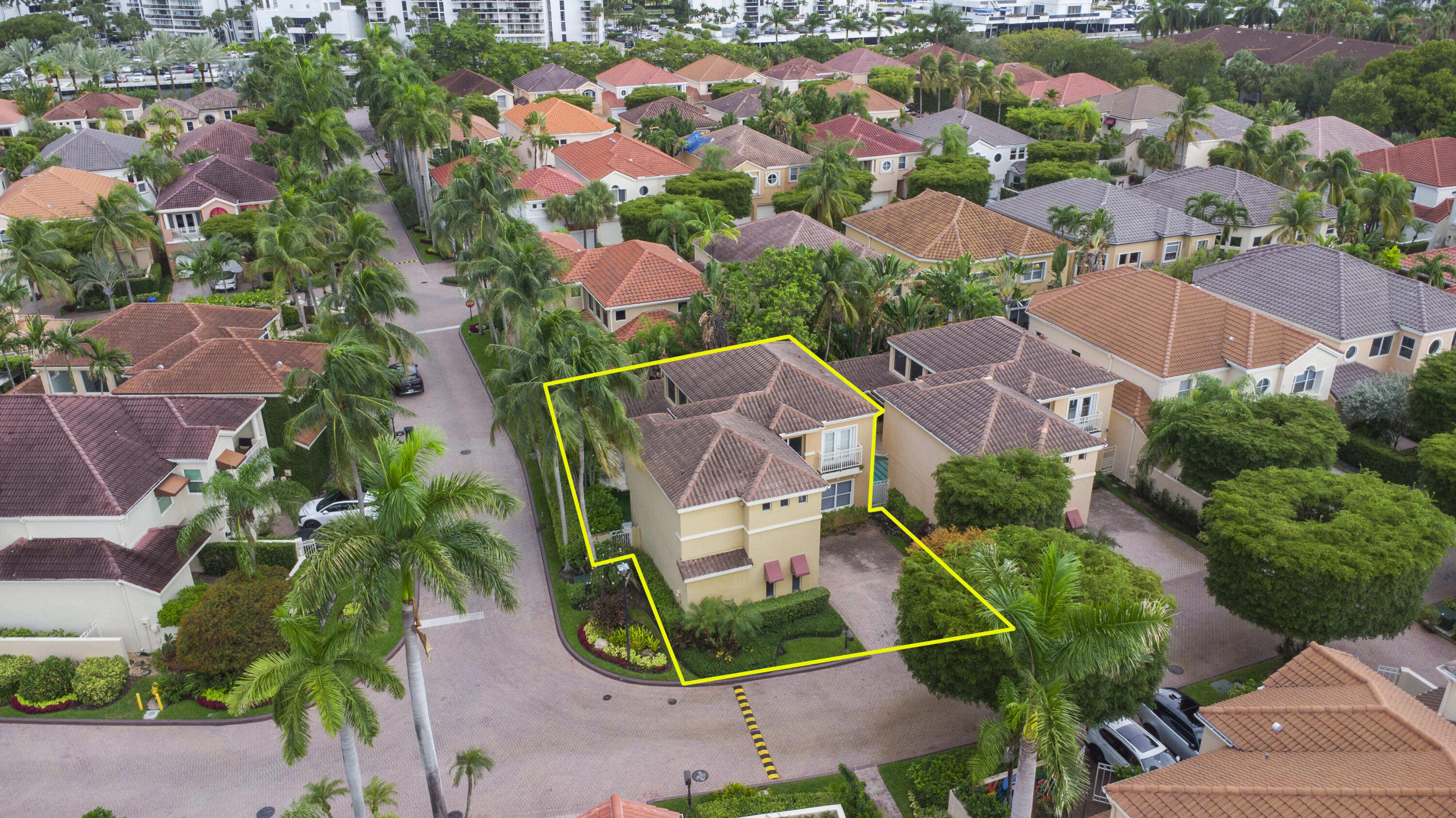 3728 NE 208TH, Aventura FL 33180