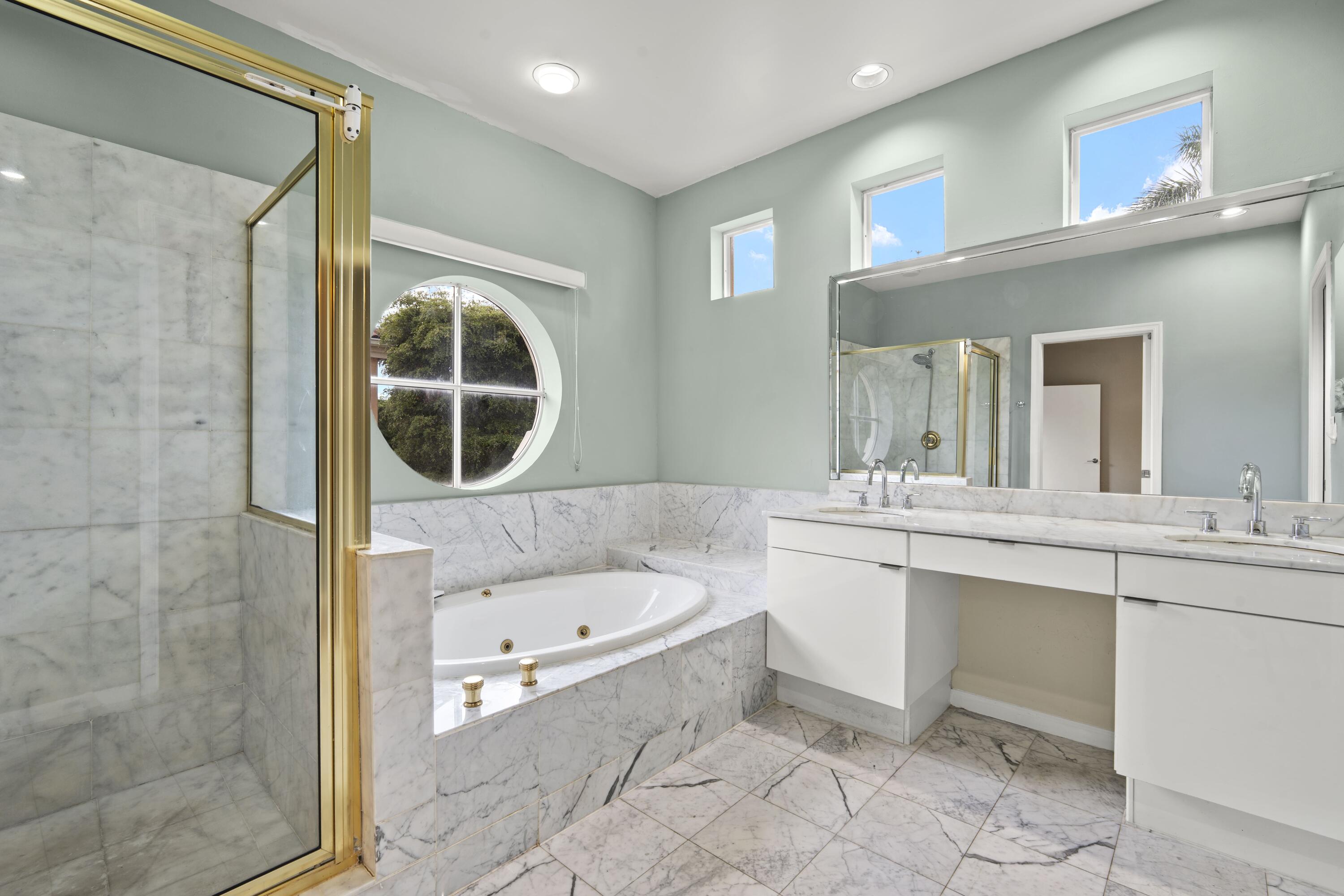 3728 NE 208TH, Aventura FL 33180