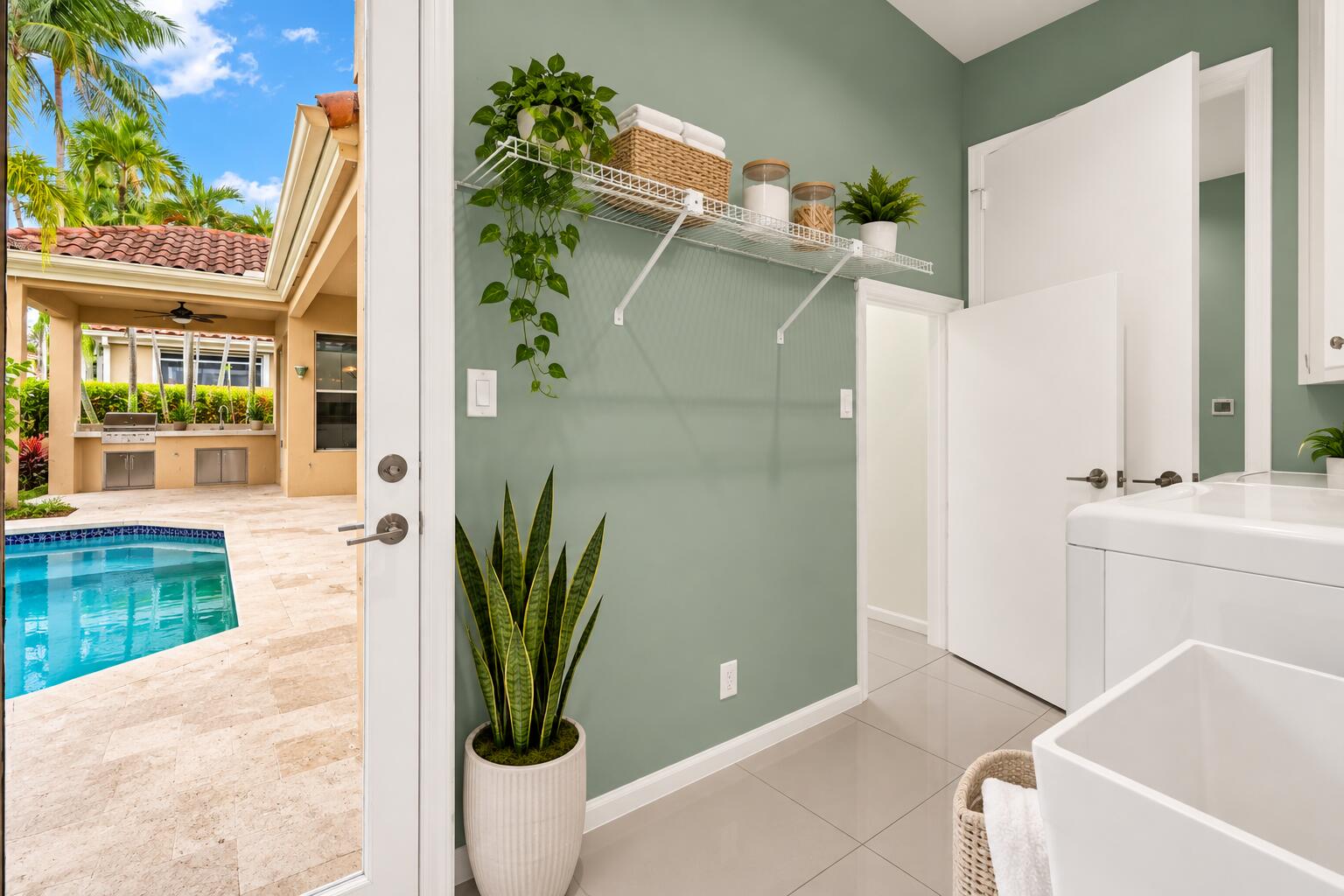 3728 NE 208TH, Aventura FL 33180