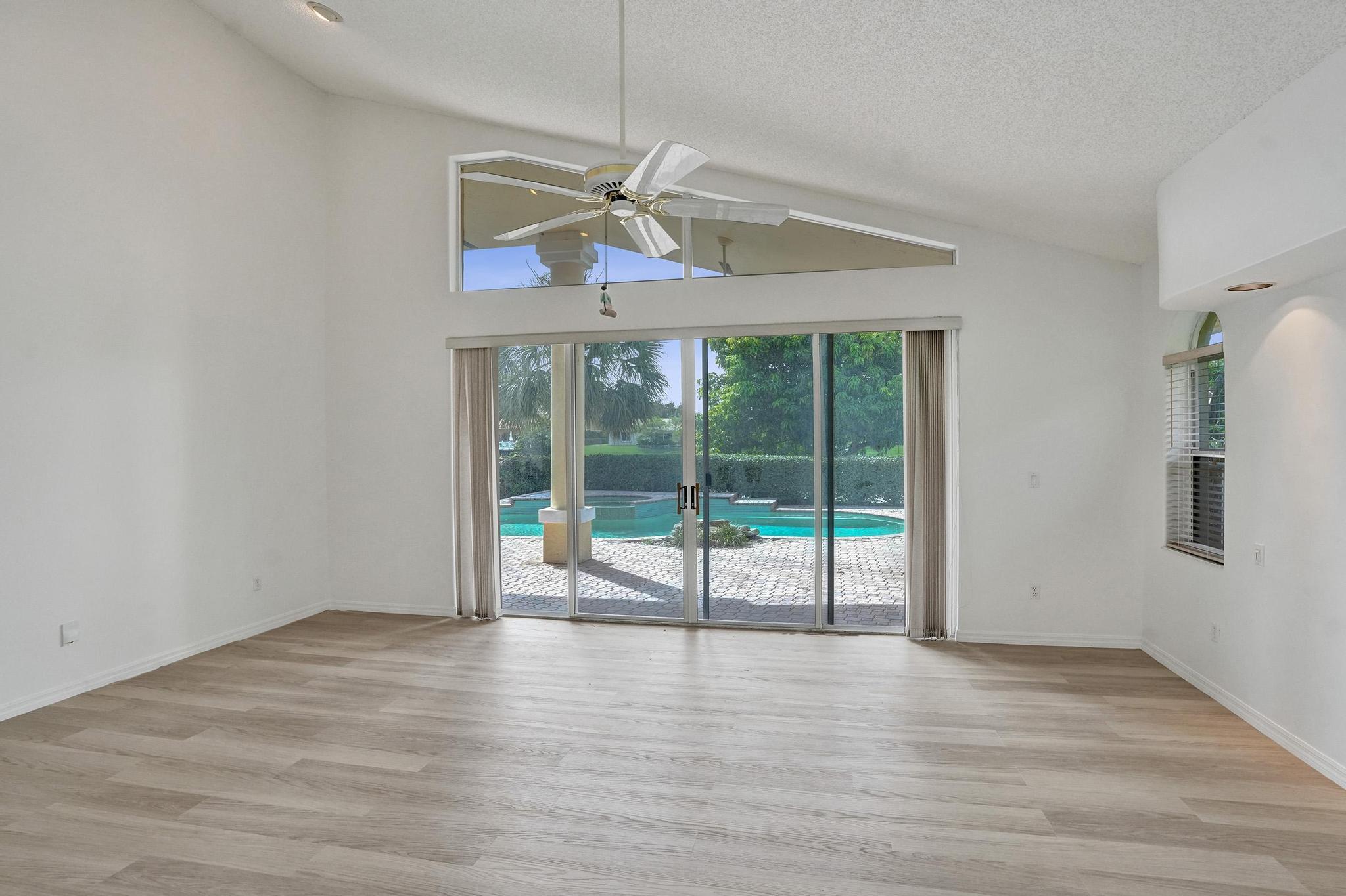 11340 Lakeshore, Cooper City FL 33026