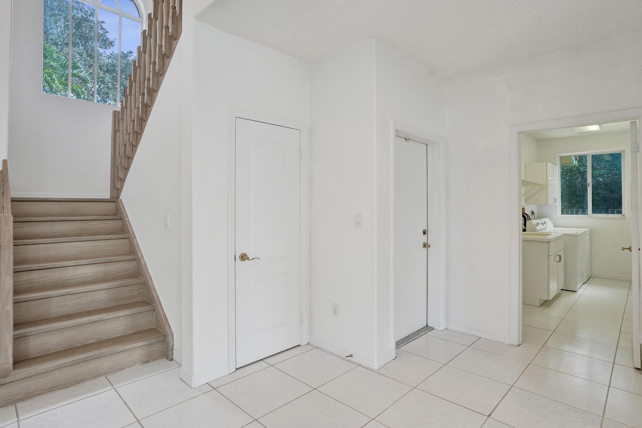 11340 Lakeshore, Cooper City FL 33026