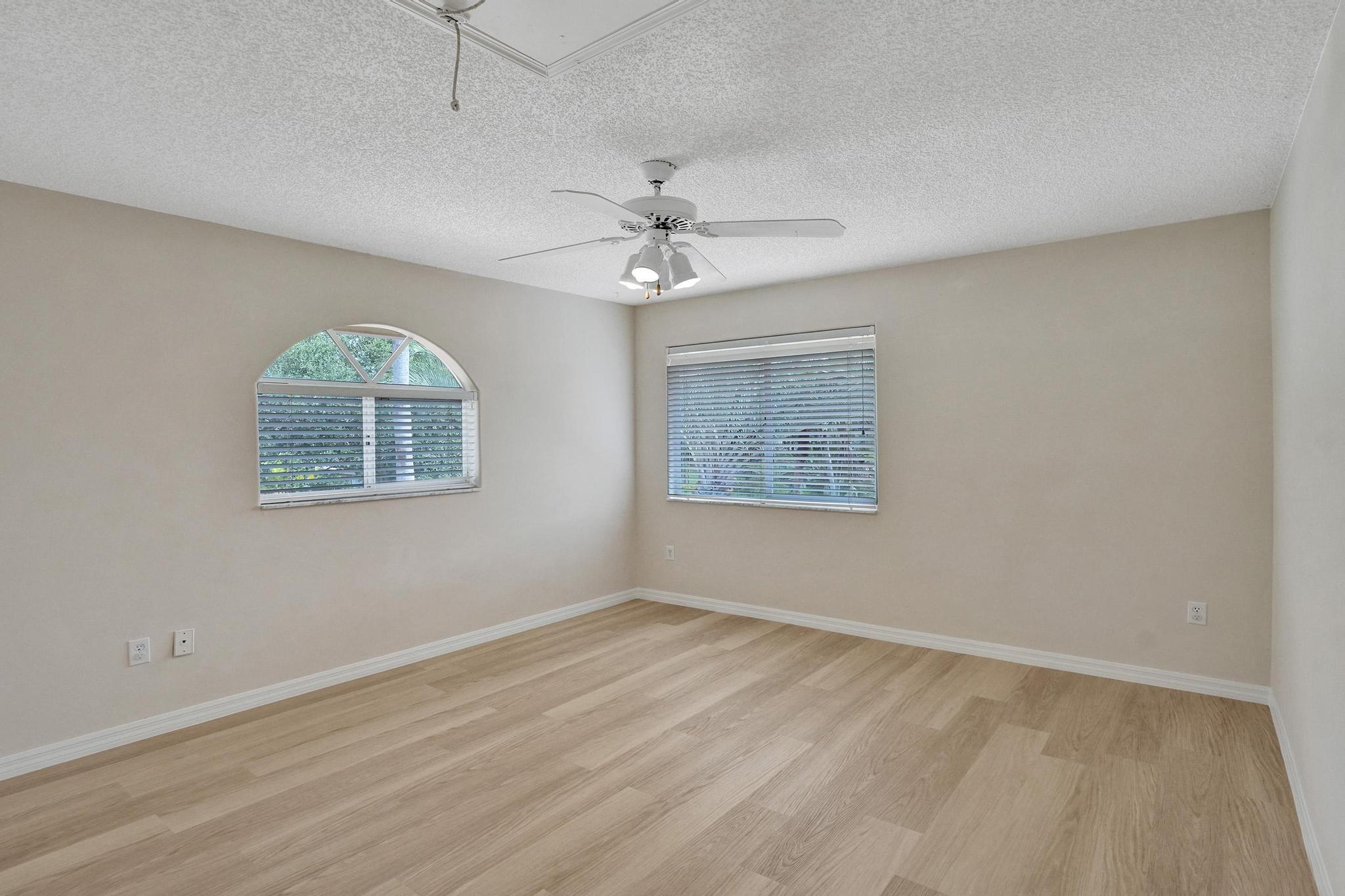 11340 Lakeshore, Cooper City FL 33026