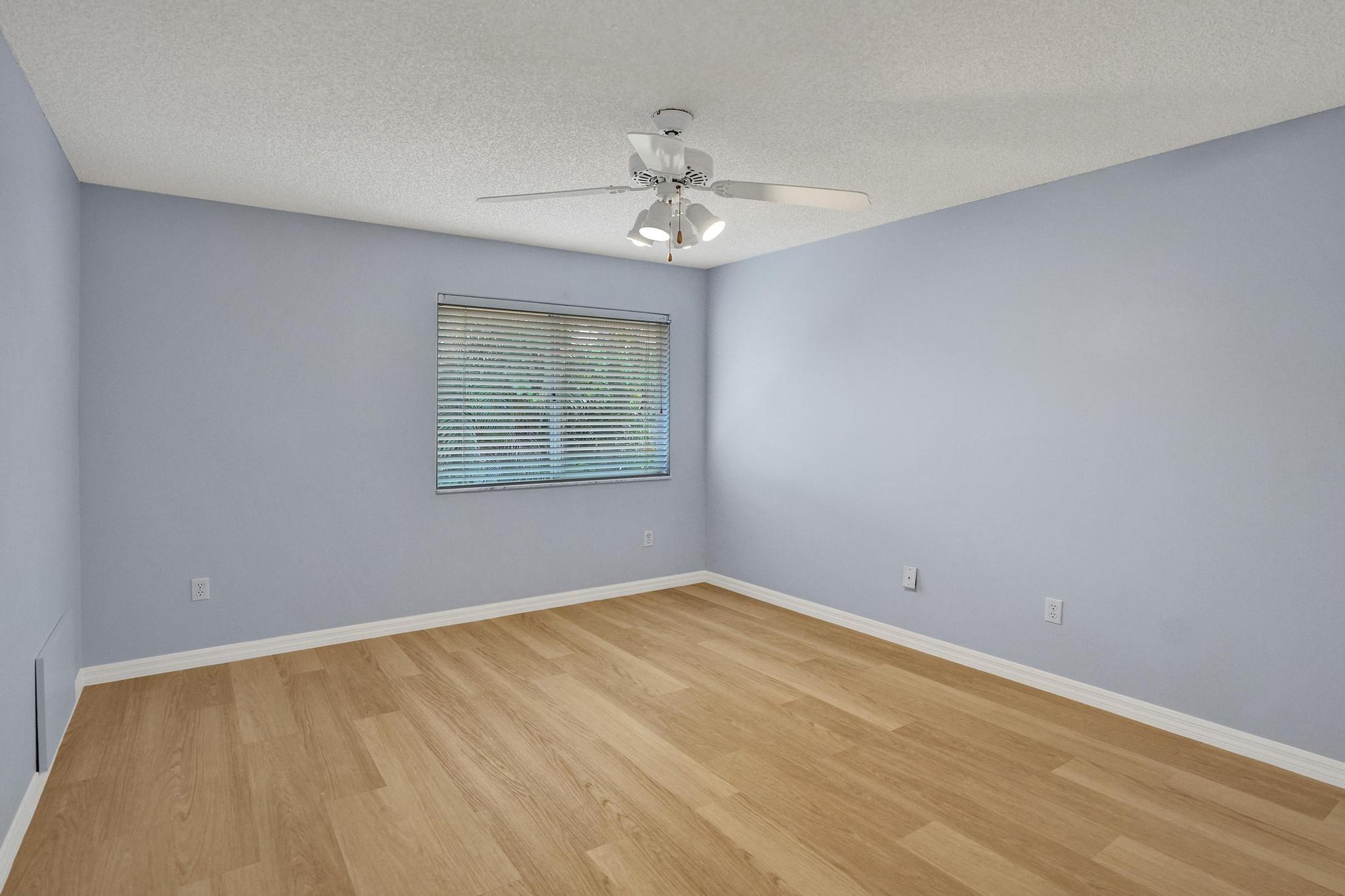 11340 Lakeshore, Cooper City FL 33026