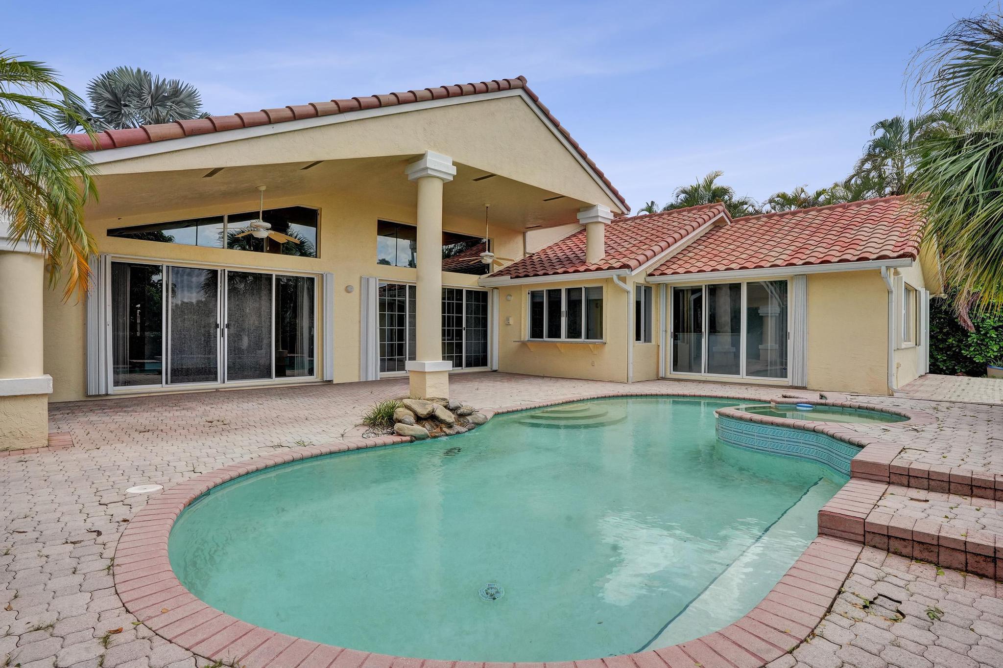 11340 Lakeshore, Cooper City FL 33026