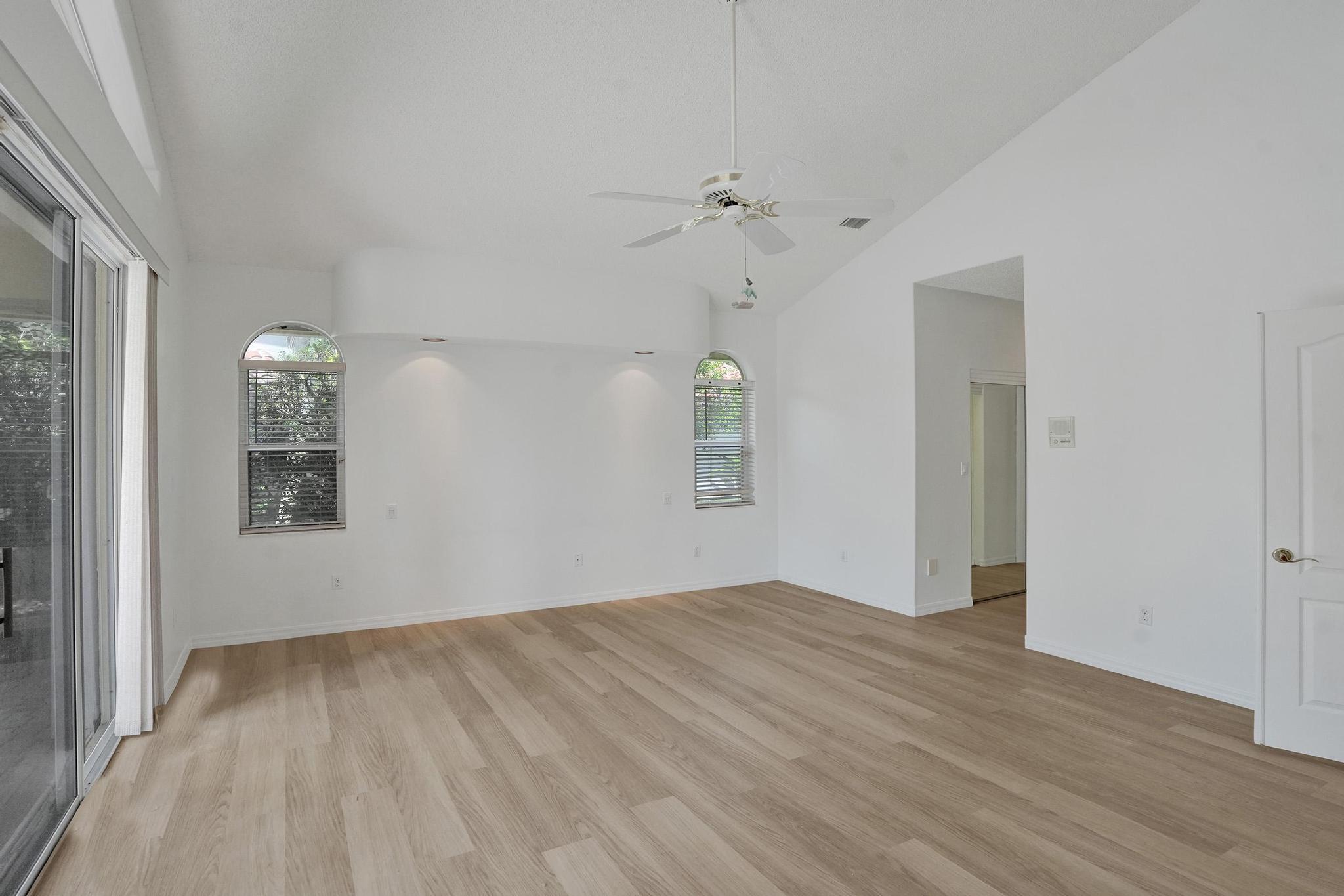 11340 Lakeshore, Cooper City FL 33026