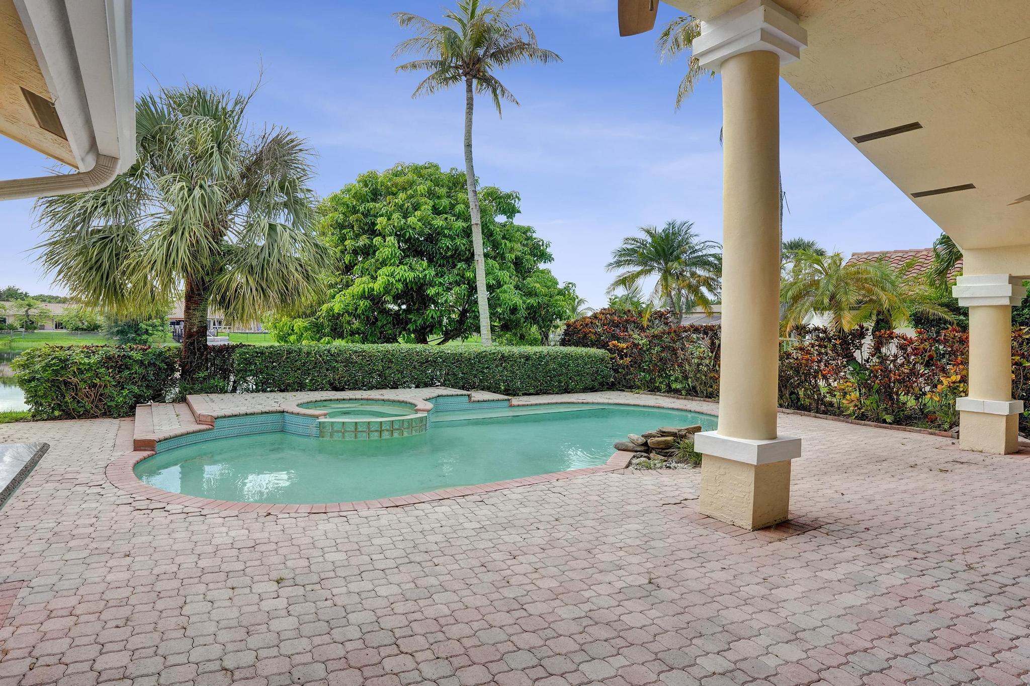 11340 Lakeshore, Cooper City FL 33026