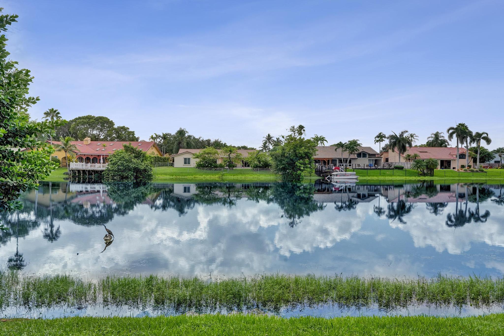 11340 Lakeshore, Cooper City FL 33026