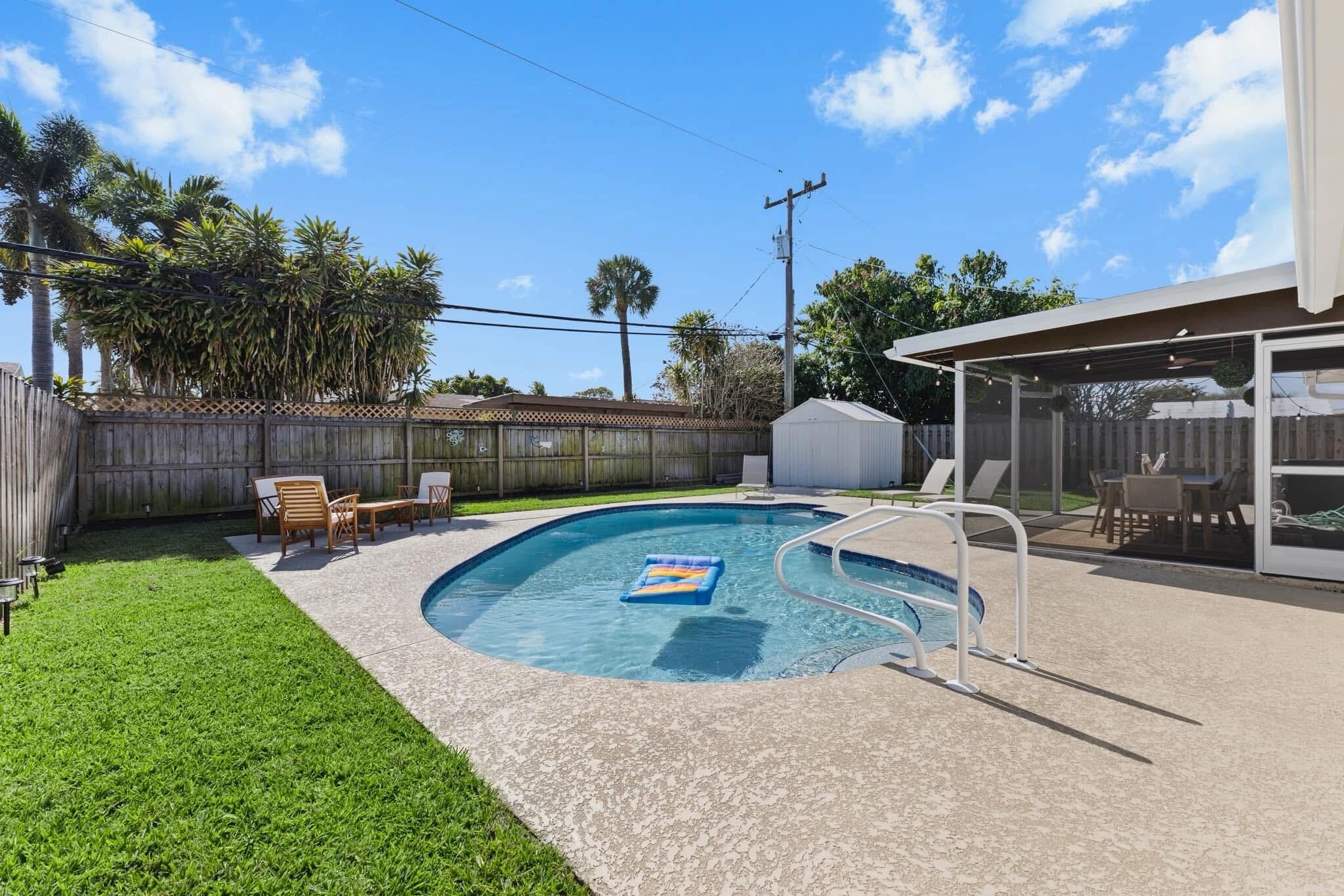 328 Balsam, Palm Beach Gardens FL 33410