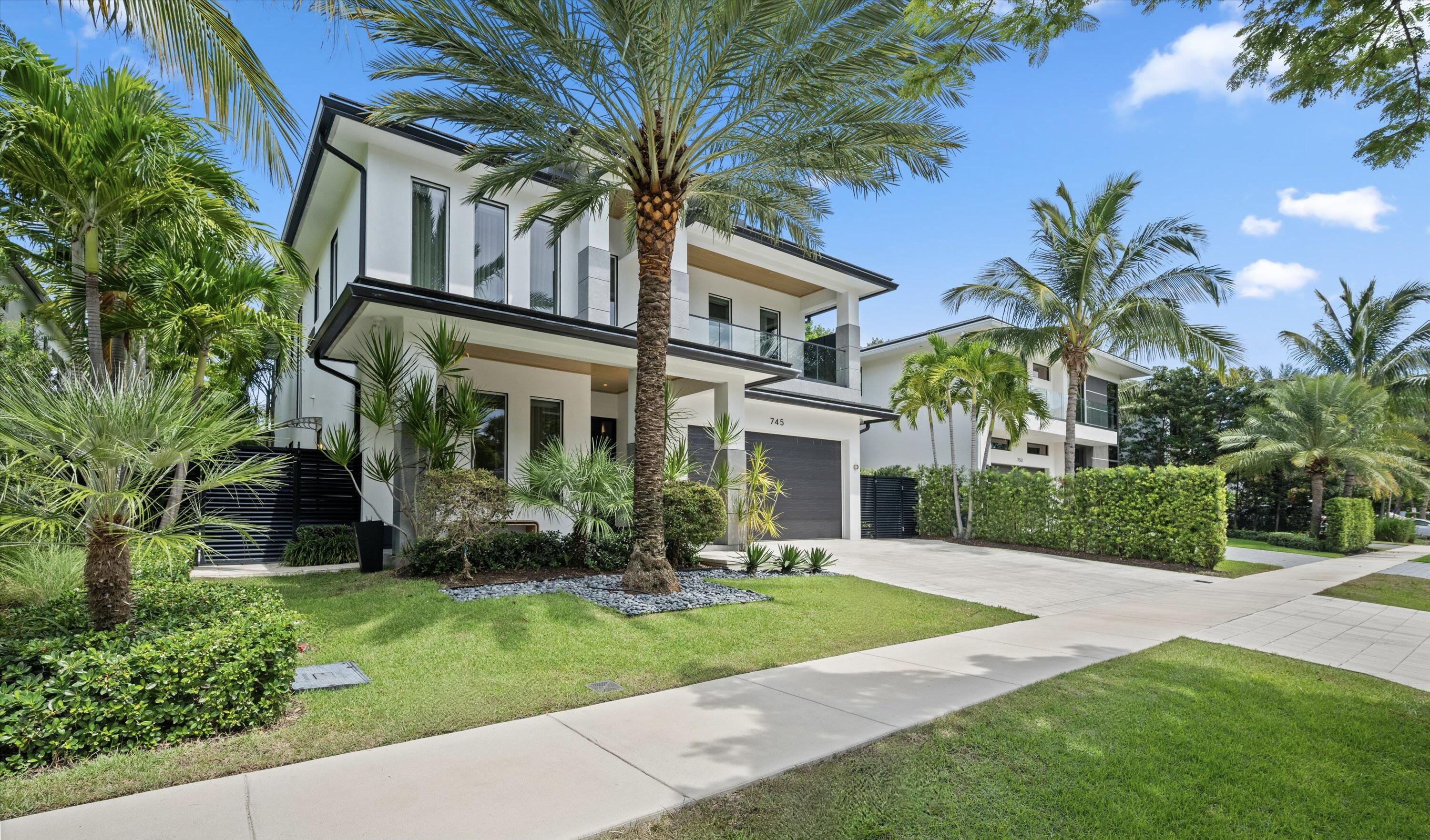745 Park, Boca Raton FL 33432