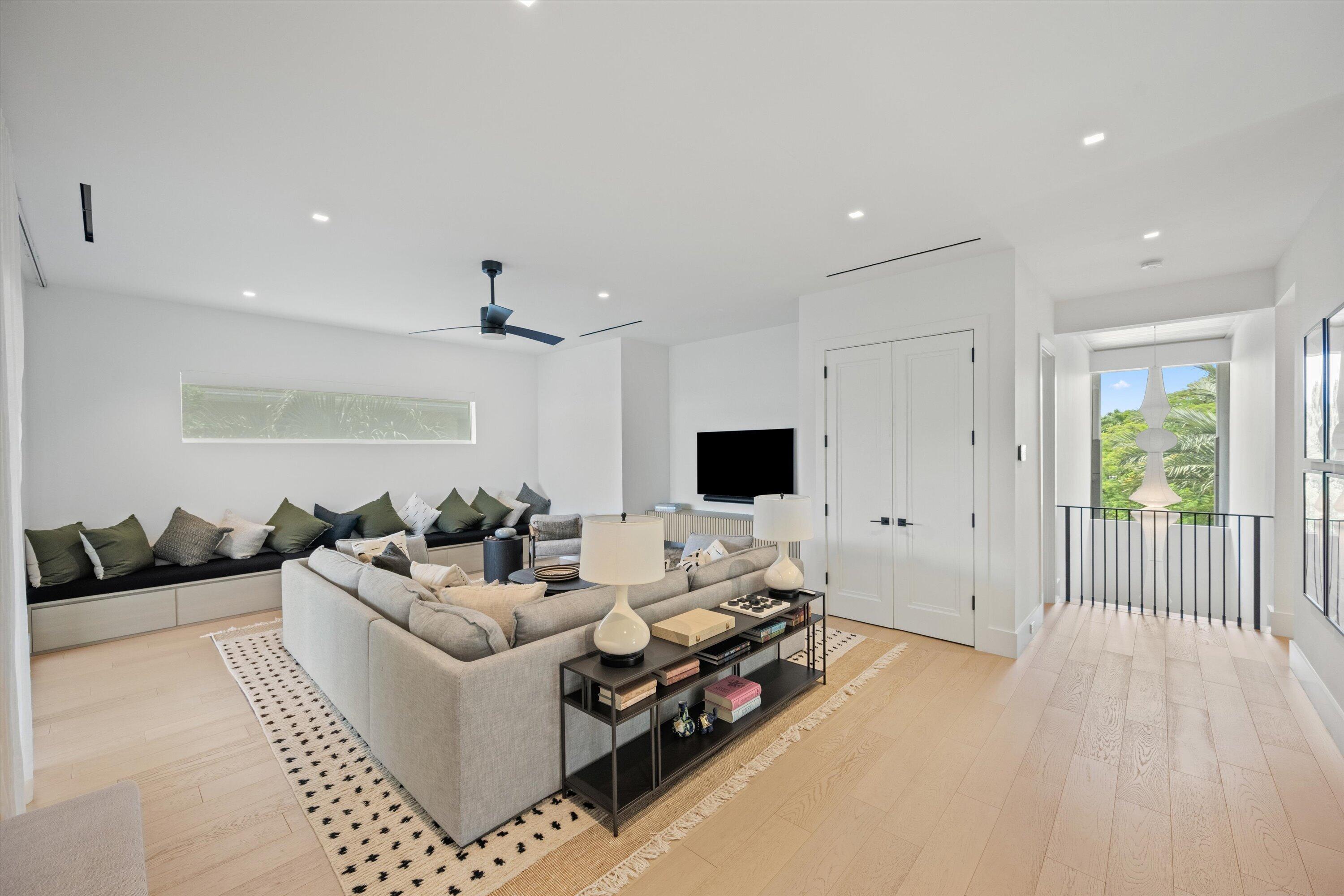 745 Park, Boca Raton FL 33432