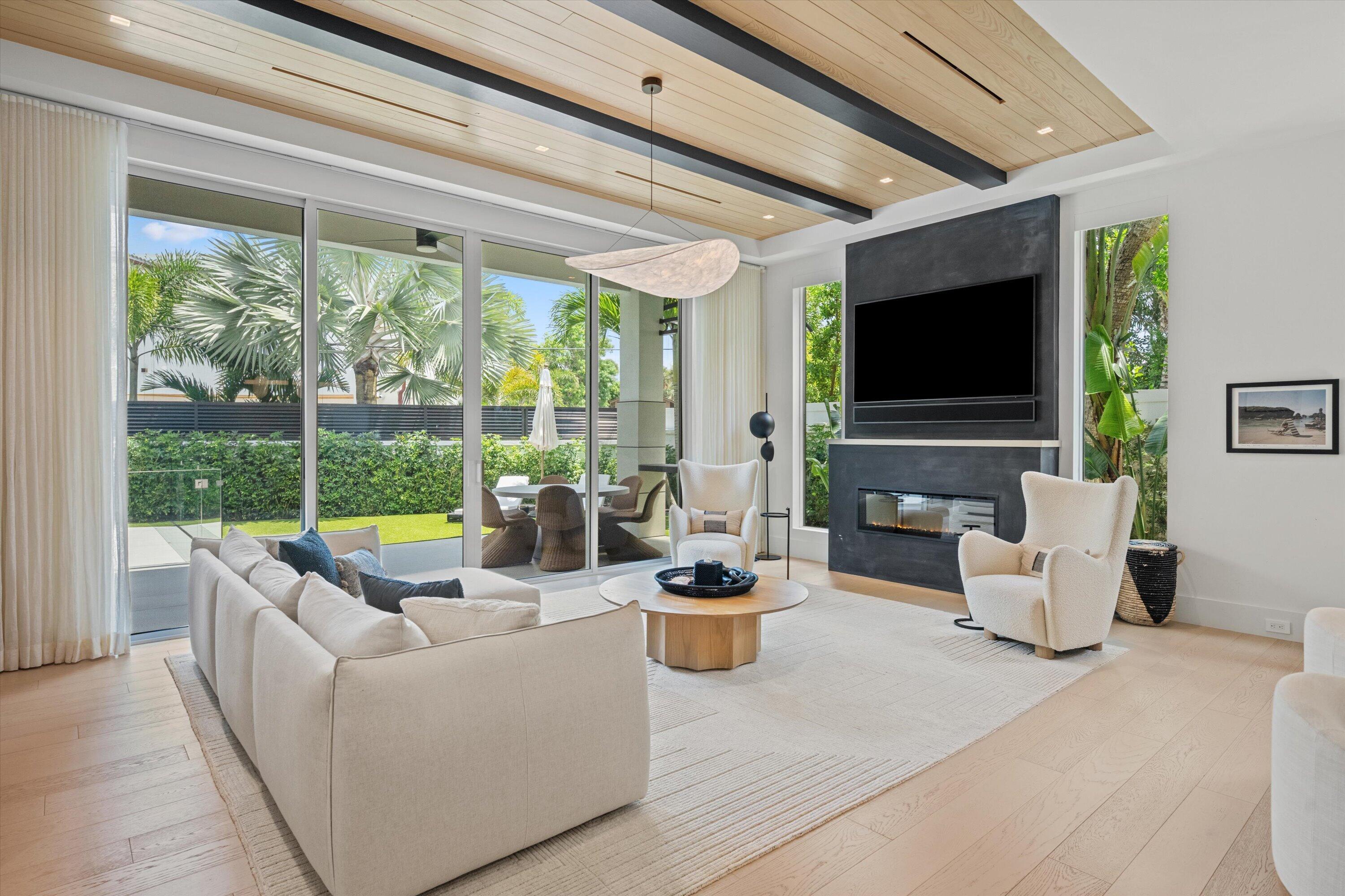 745 Park, Boca Raton FL 33432