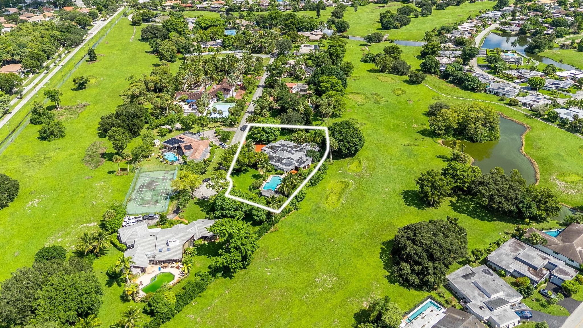 5104 White Oak, Tamarac FL 33319