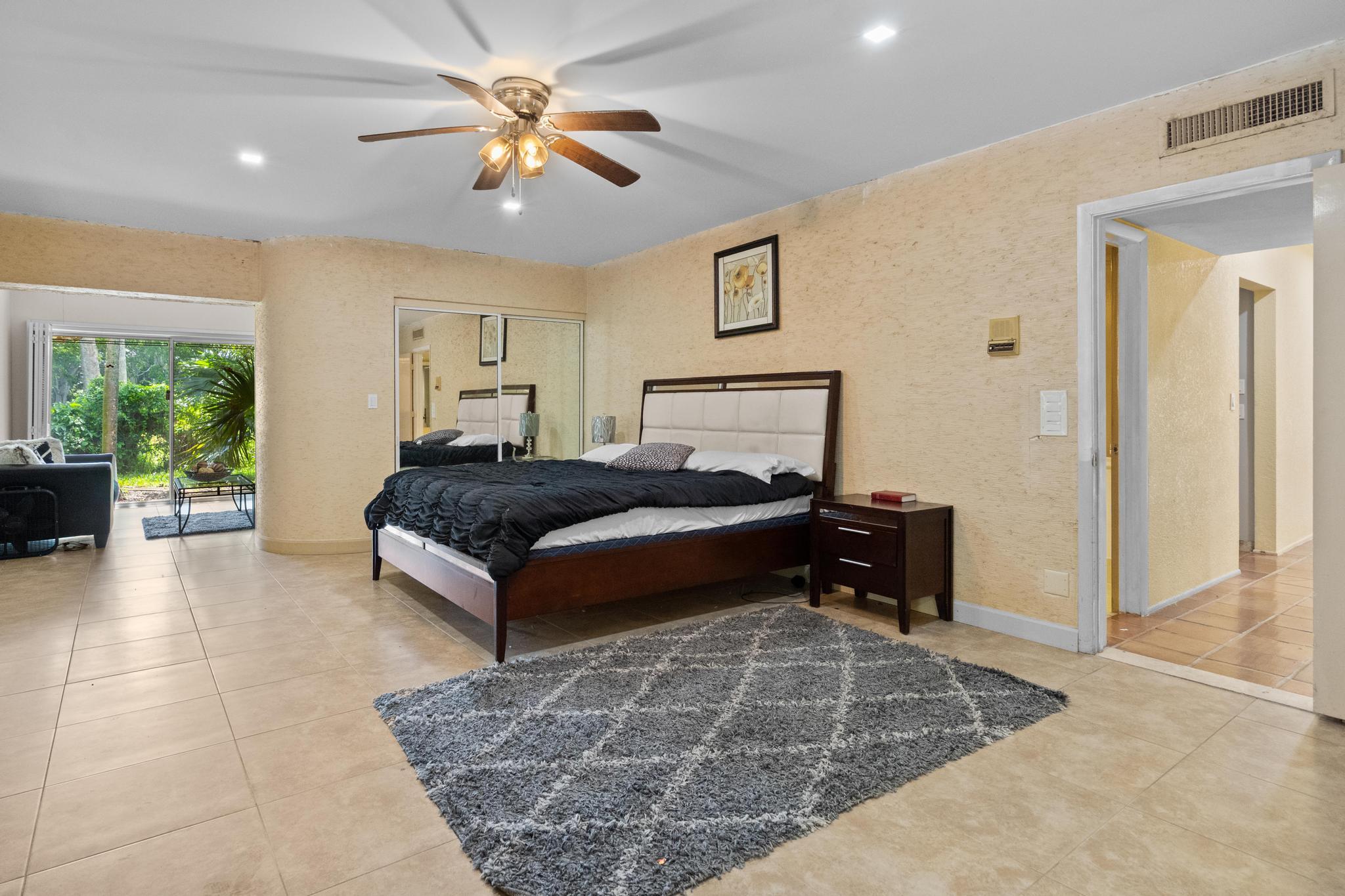 5104 White Oak, Tamarac FL 33319