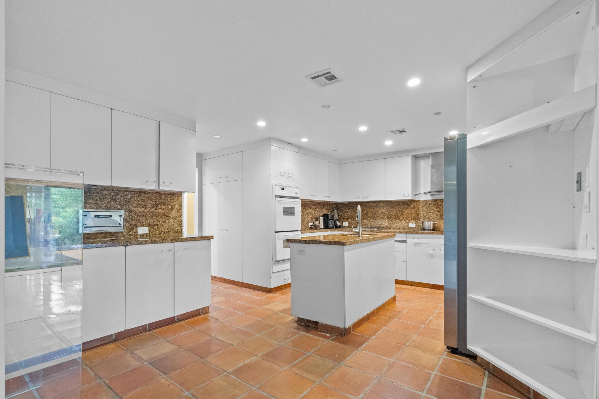 5104 White Oak, Tamarac FL 33319
