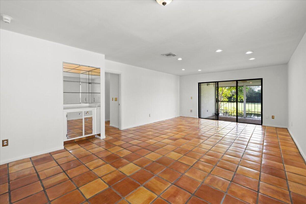 21535 CYPRESS HAMMOCK #36J, Boca Raton FL 33428