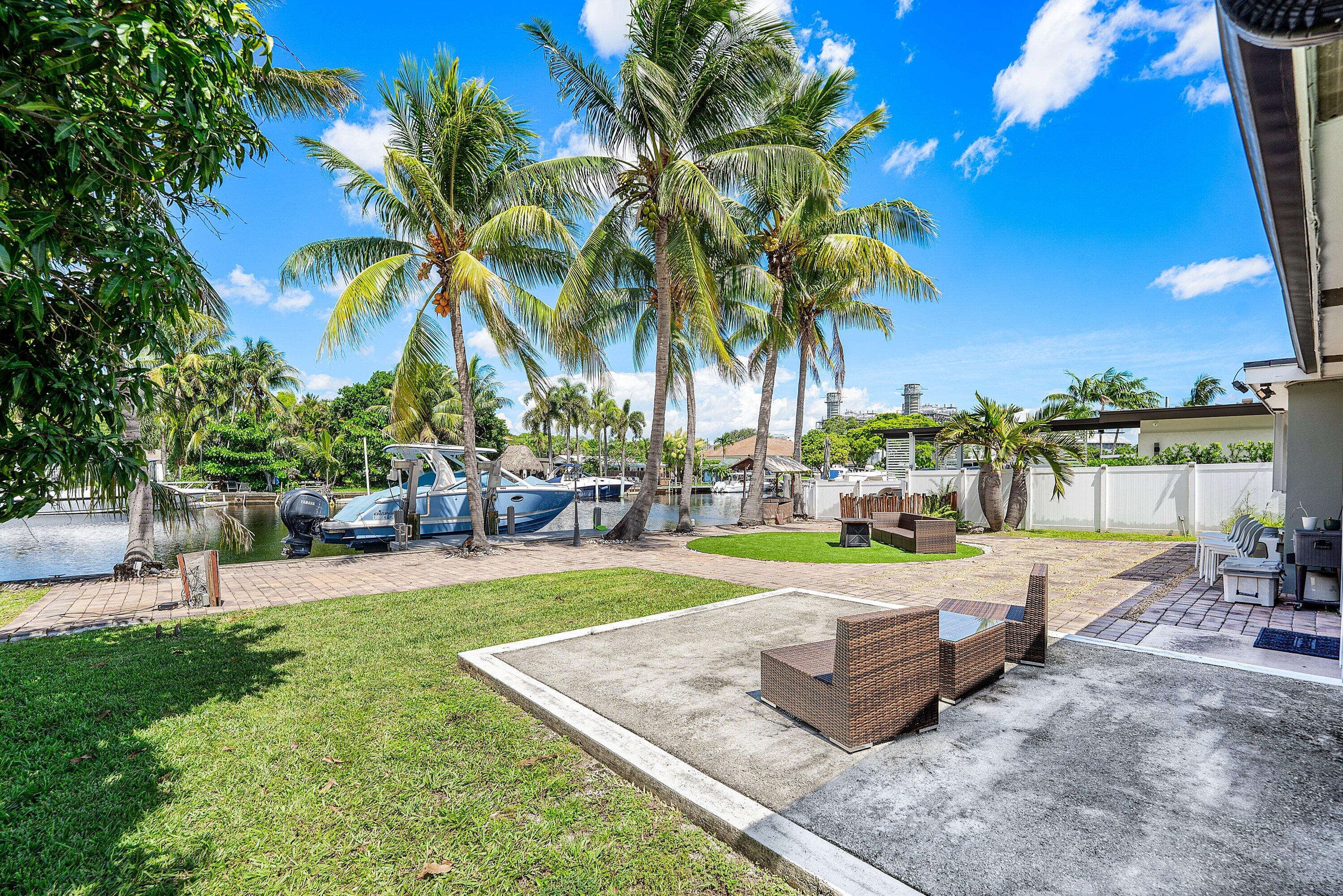 4481 SW 37th, Dania Beach FL 33312